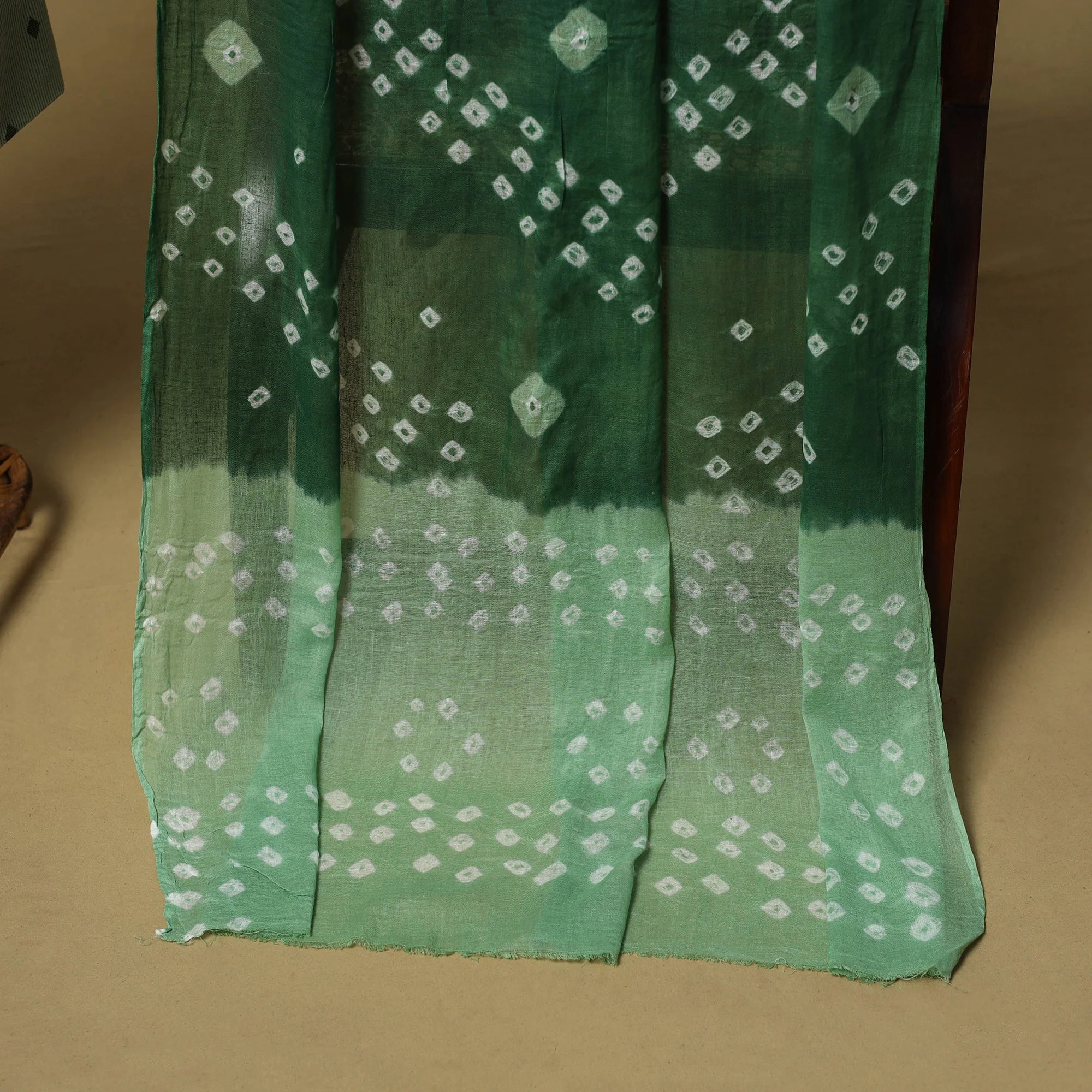 Green - Jacquard Cotton 2pc Unstitched Dress Material 07 - Image 4