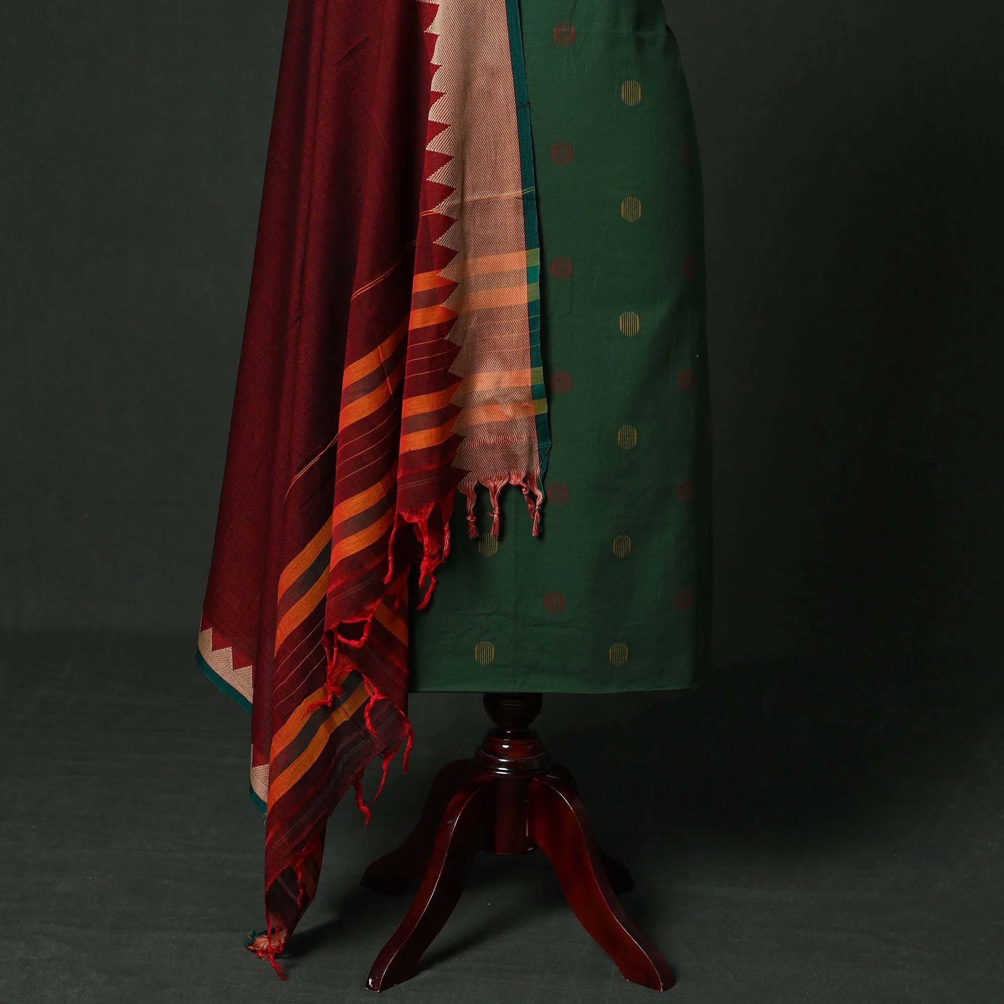 Green - Jacquard Cotton 2pc Unstitched Dress Material with Jewellery Set 15 - Image 4