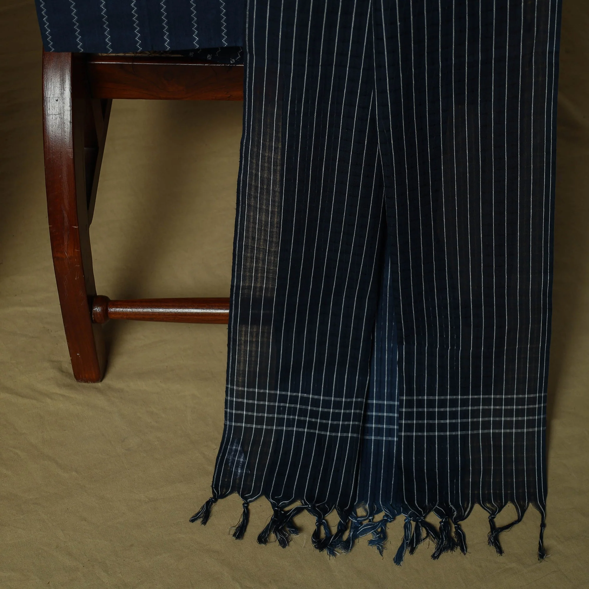 Blue - Jacquard Cotton 3pc Unstitched Dress Material 13 - Image 4