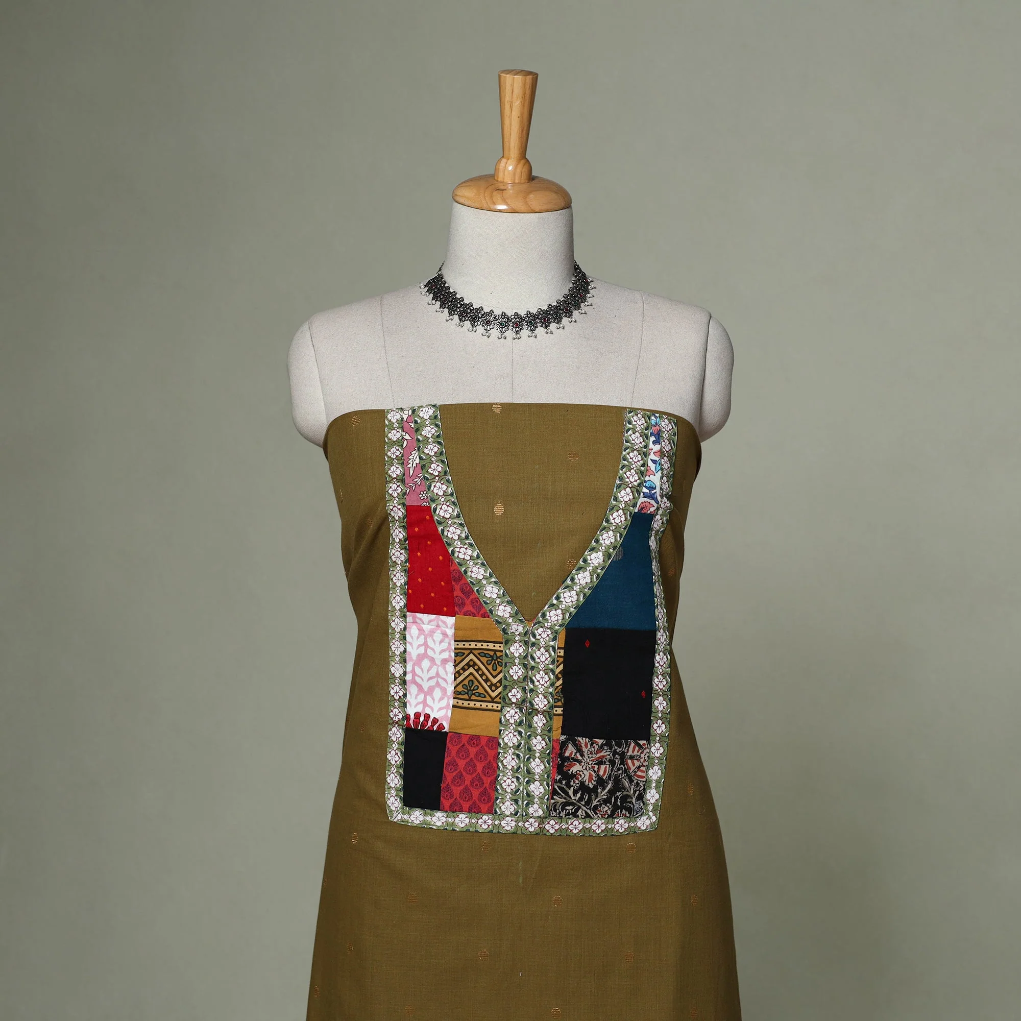 Green - Jacquard Weave Cotton Patchwork Unstitched Kurta Material (2.5M) 22 - Image 2