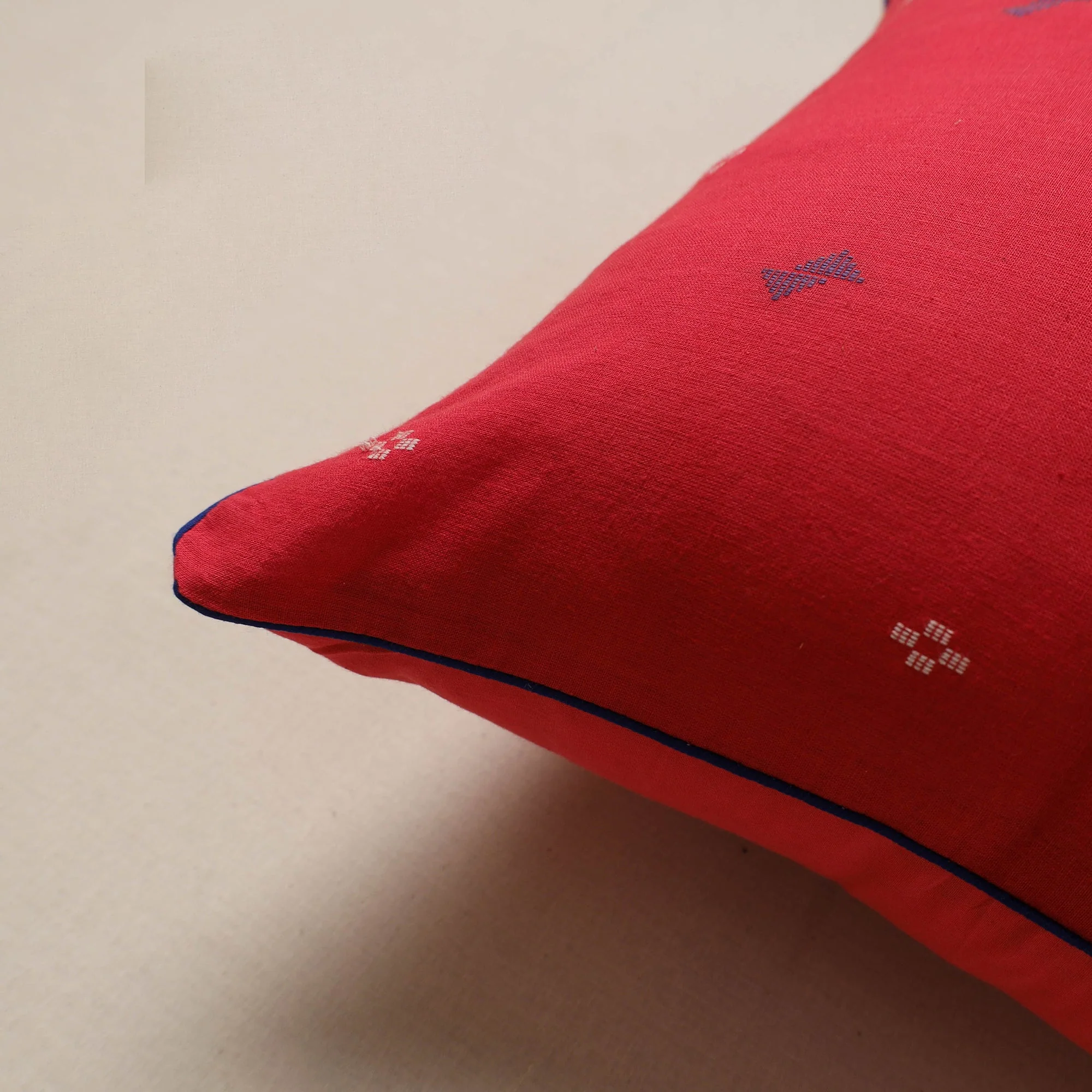 Jacquard Weave Cushion Cover 01 - Image 2