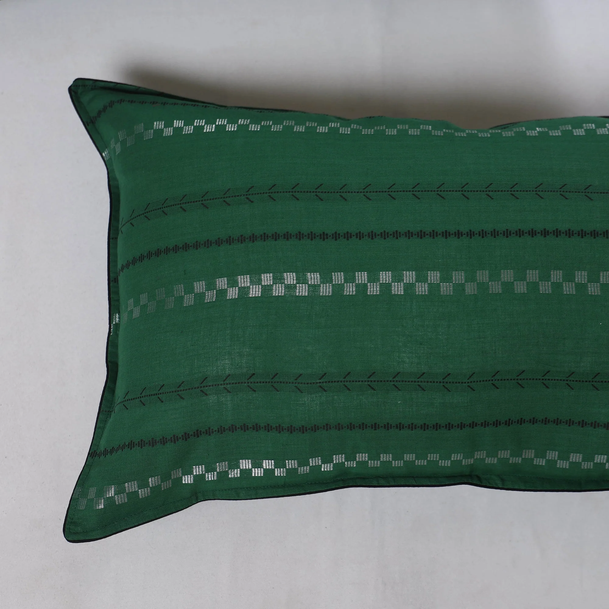 Green - Jacquard Weave Pillow Cover (Set of 2) 25 - Image 4