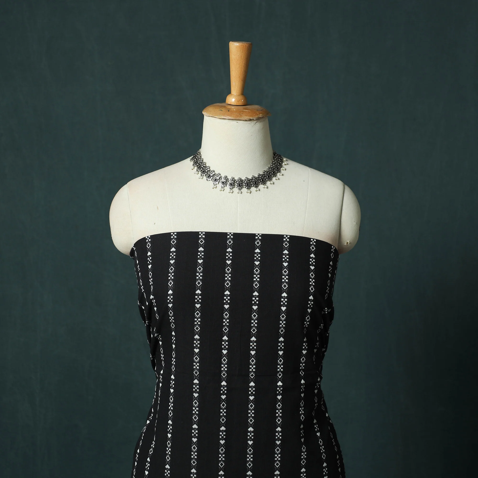 Jacquard Woven 2pc Cotton Unstitched Dress Material Kurta Set with Earrings 09 - Image 2