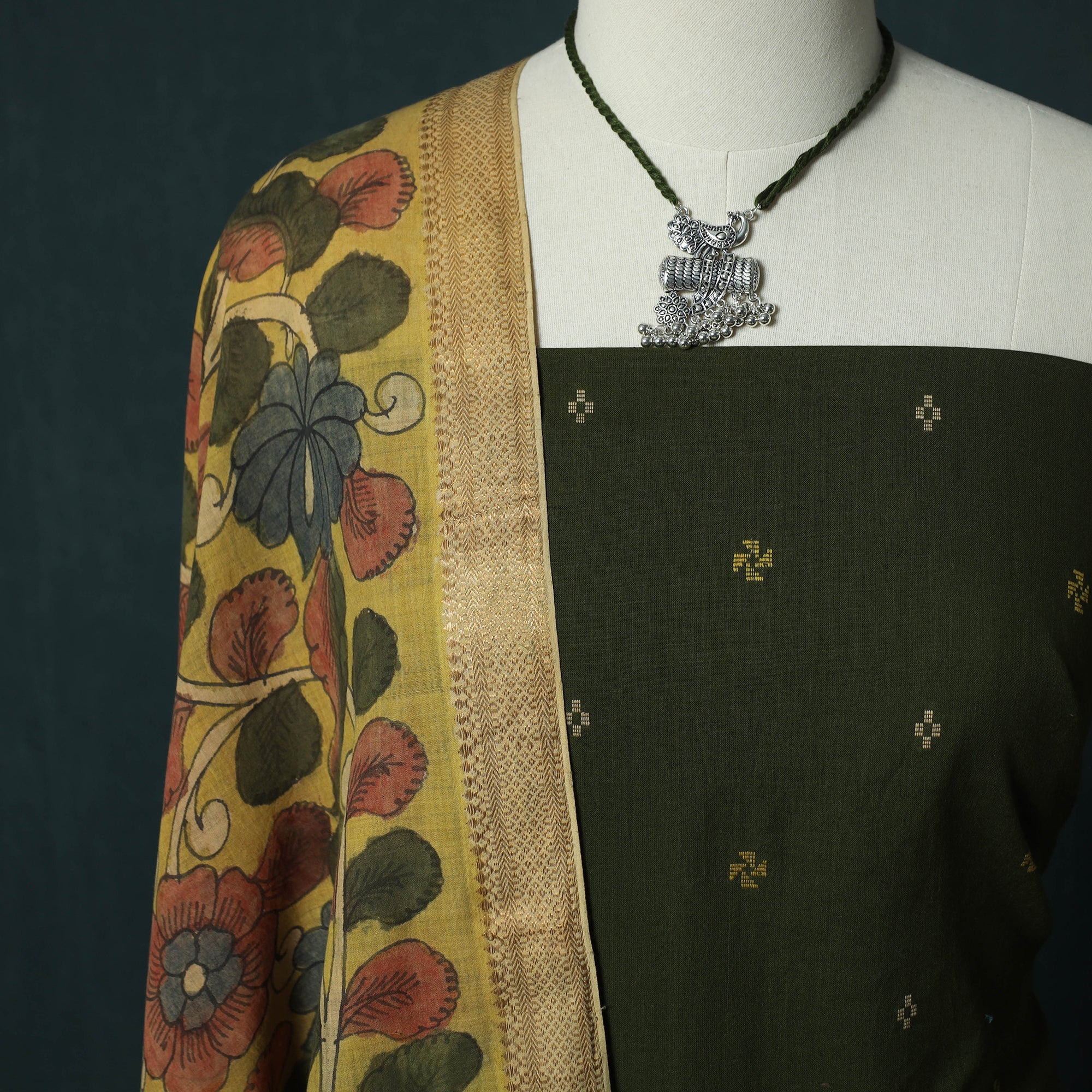 Green - Jacquard Woven 2pc Cotton Unstitched Dress Material Kurta Set with Jewellery 05 - Image 3
