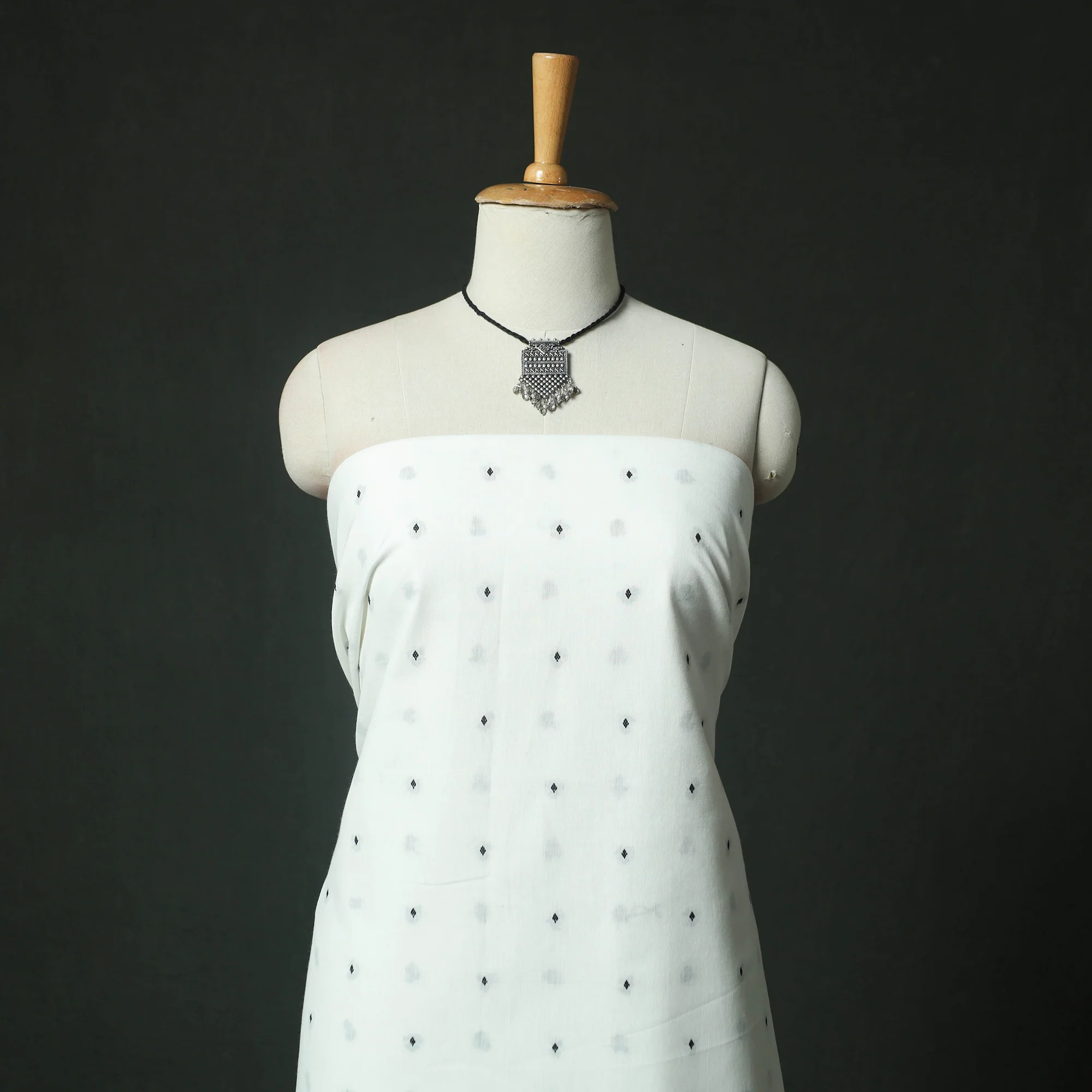 White - Jacquard Woven 2pc Cotton Unstitched Dress Material Kurta Set with Jewellery 07 - Image 2
