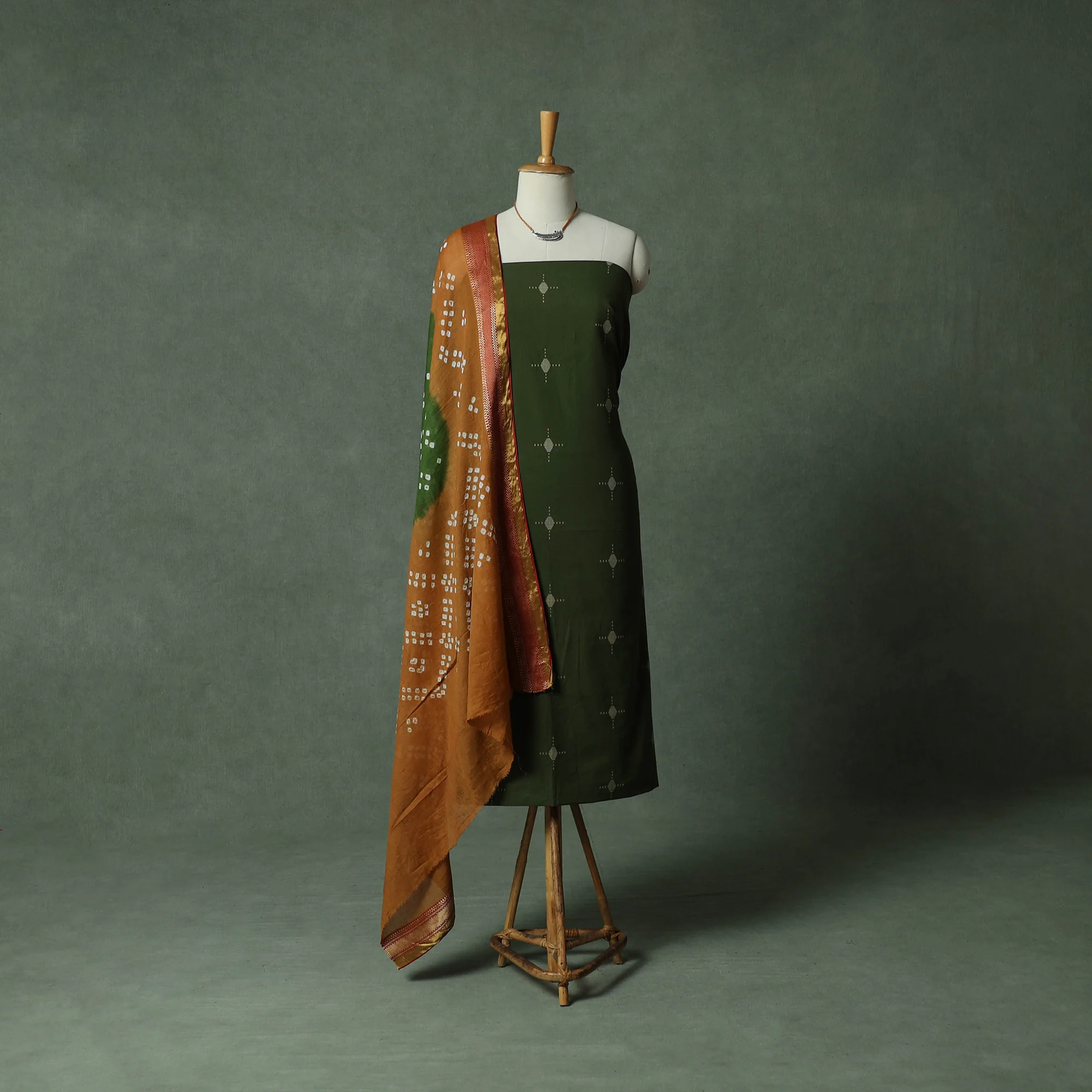 Green - Jacquard Woven Cotton 2pc Unstitched Dress Material Kurta Set with Jewellery 24