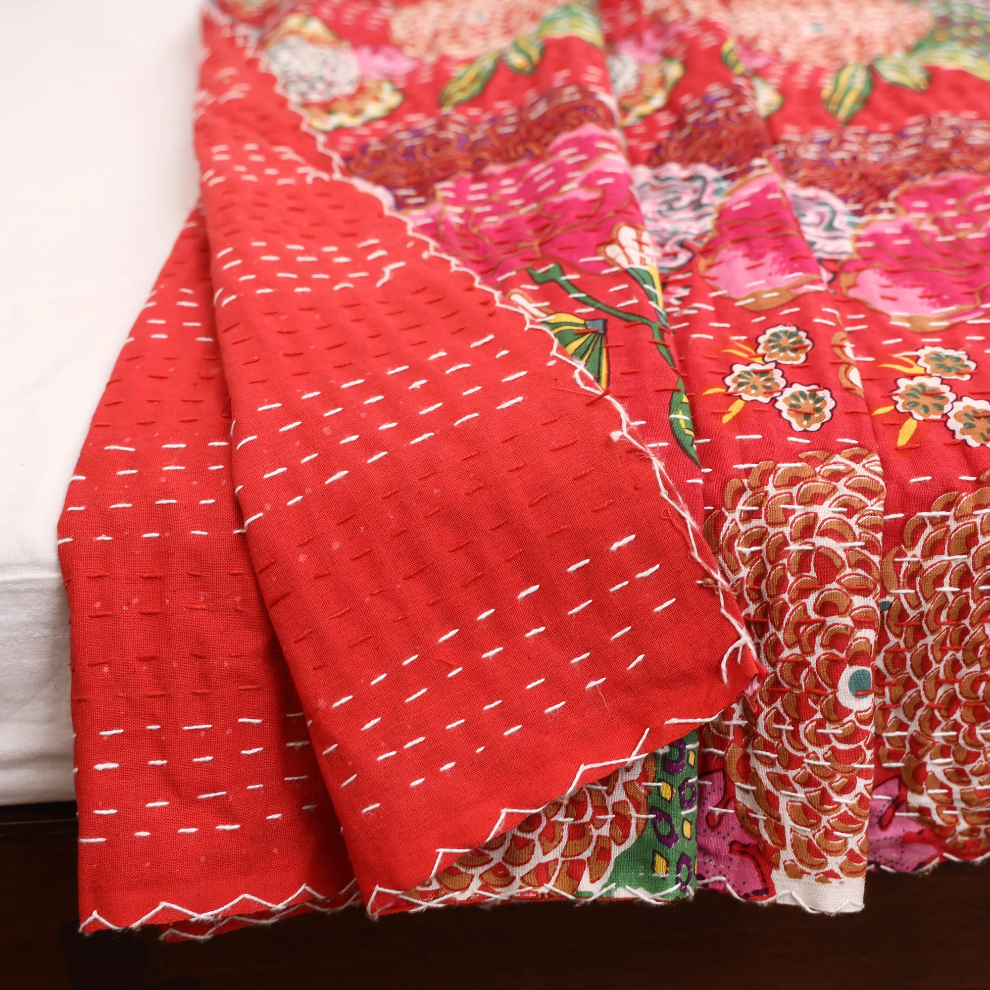 Red - Jaipur Print Tagai Work Double Bedsheet (108 x 90 in) 05 - Image 5