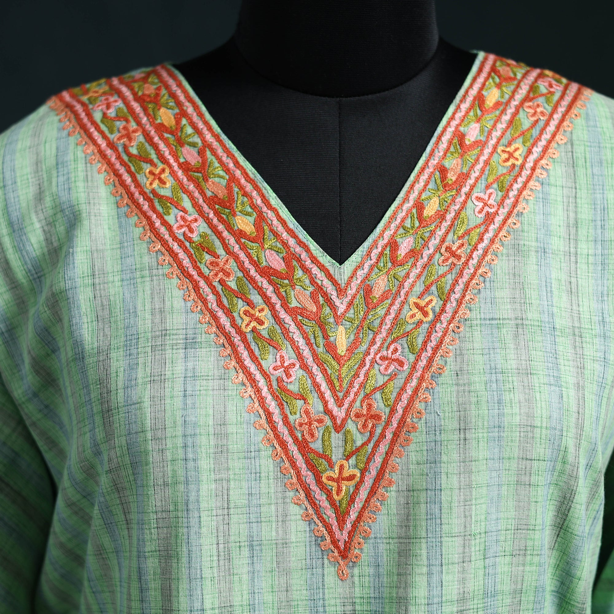 Green - Kashmiri Aari Hand Embroidered Cotton Kaftan (Long) 38 - Image 3
