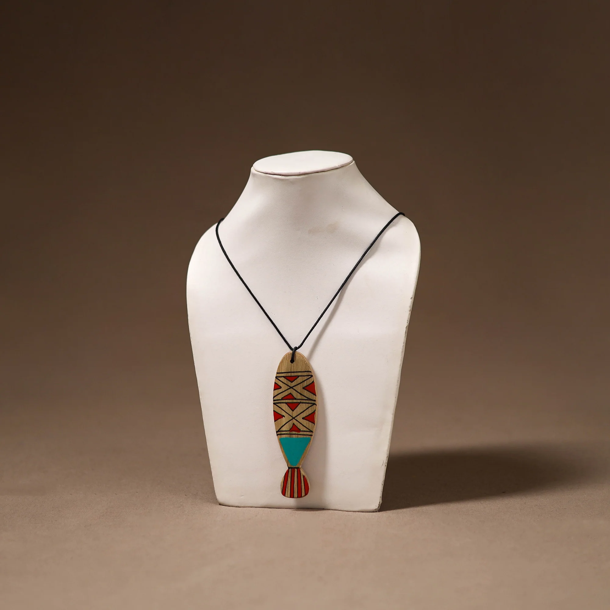 Kerala Mural Handpainted Bamboo Fish Necklace 137