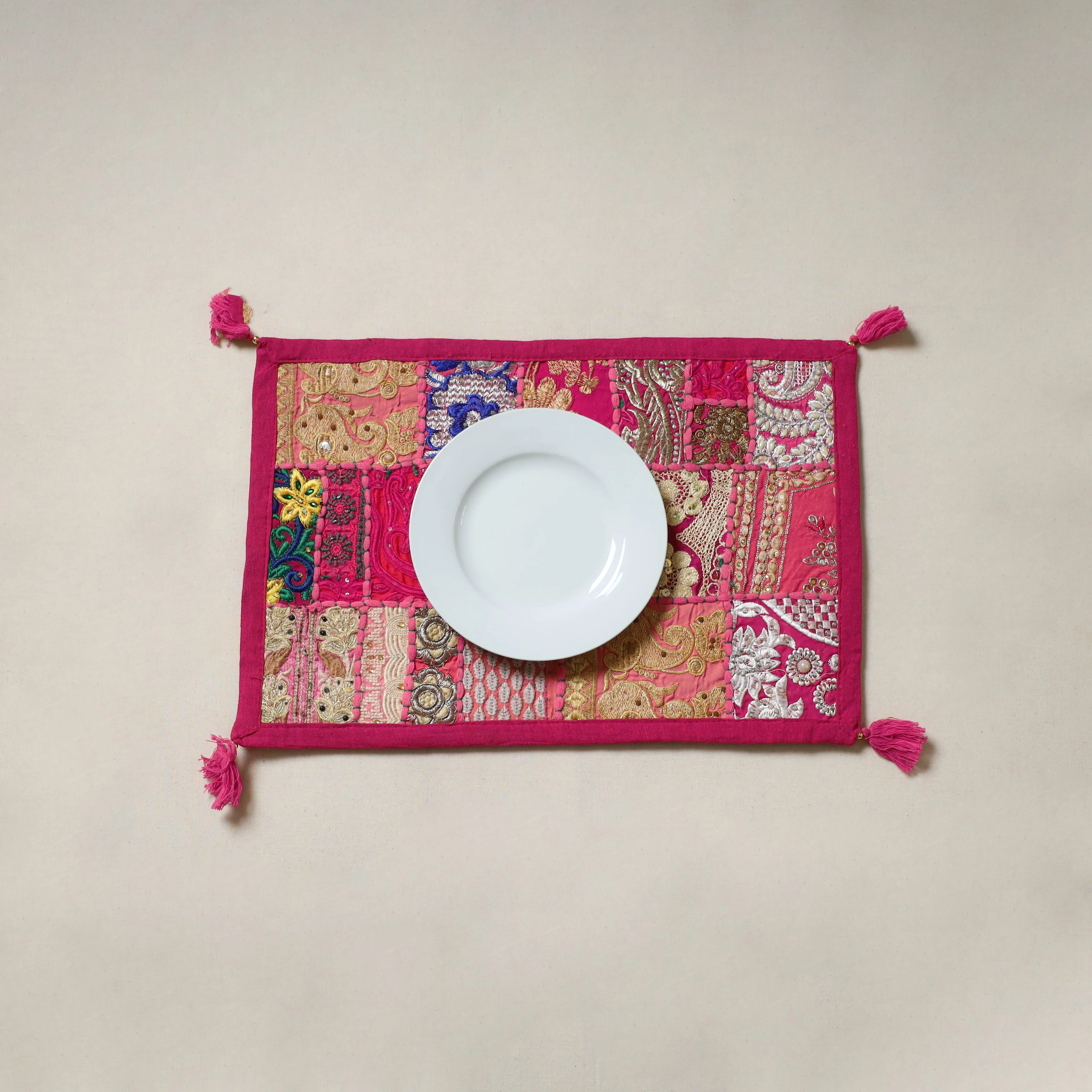 Pink - Khambadiya Patchwork Table Mat (12 x 18 in) 16 - Image 3