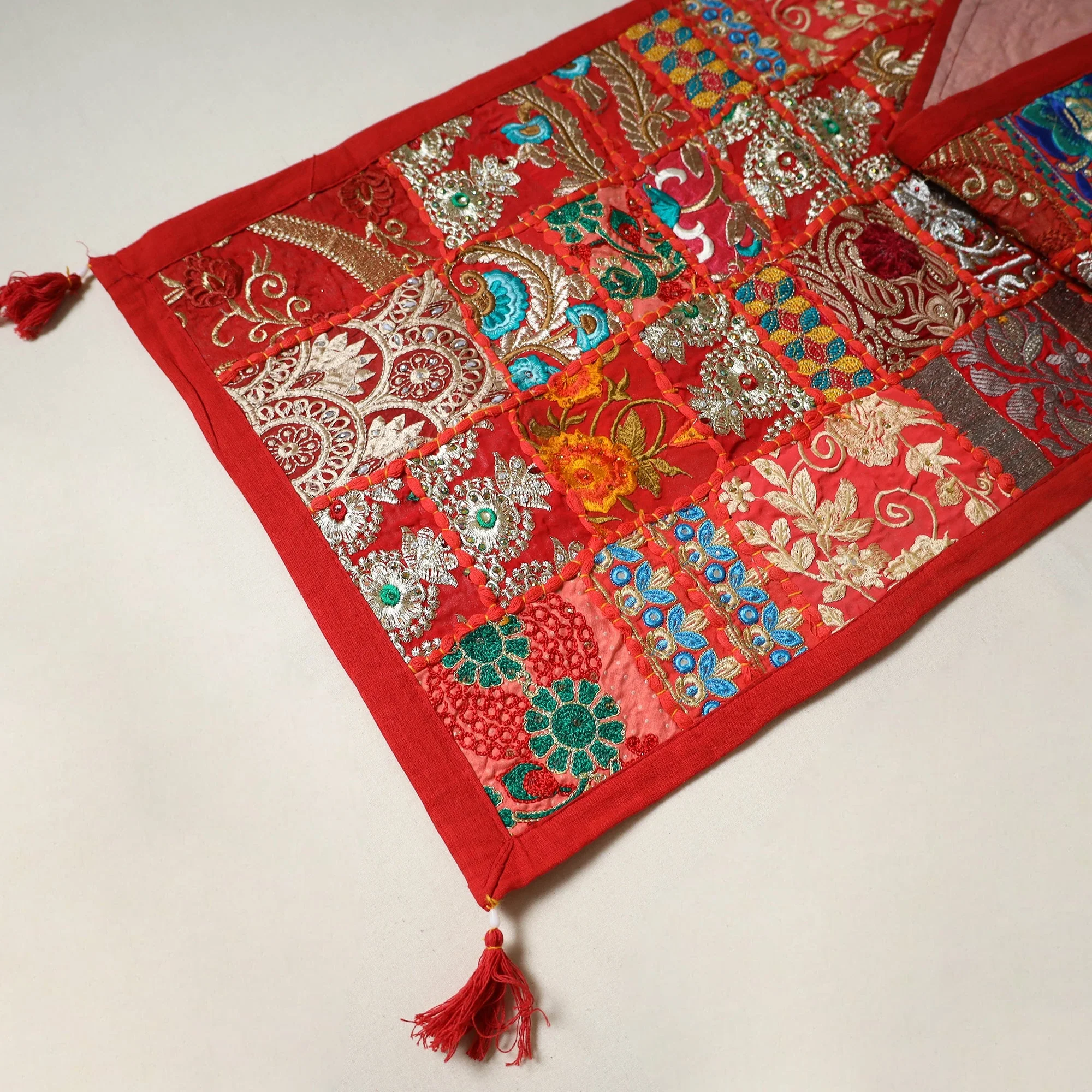 Red - Khambadiya Patchwork Table Runner (71 x 16 in) 03 - Image 2