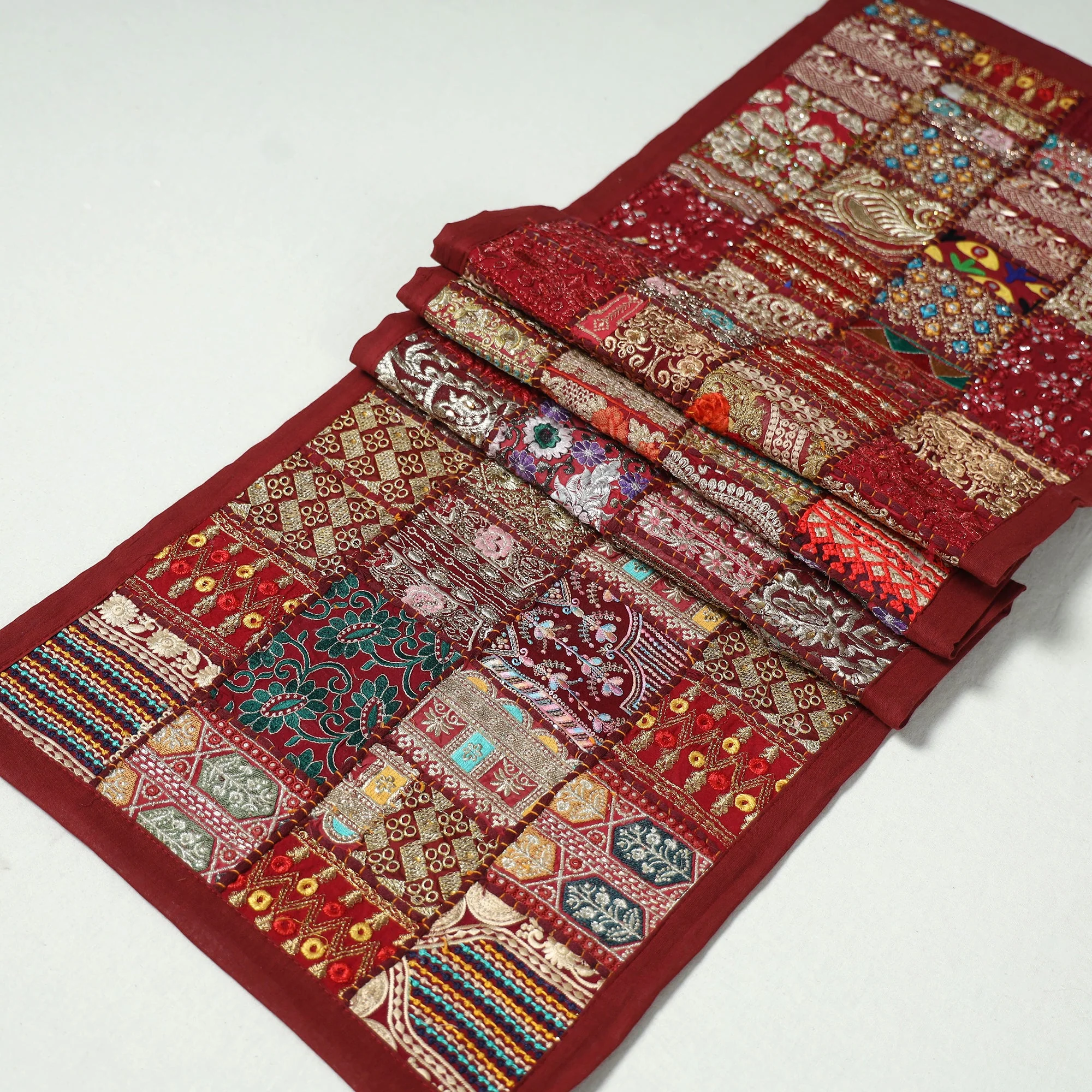 Khambadiya Patchwork Table Runner (73 x 17 in) 08 - Image 2