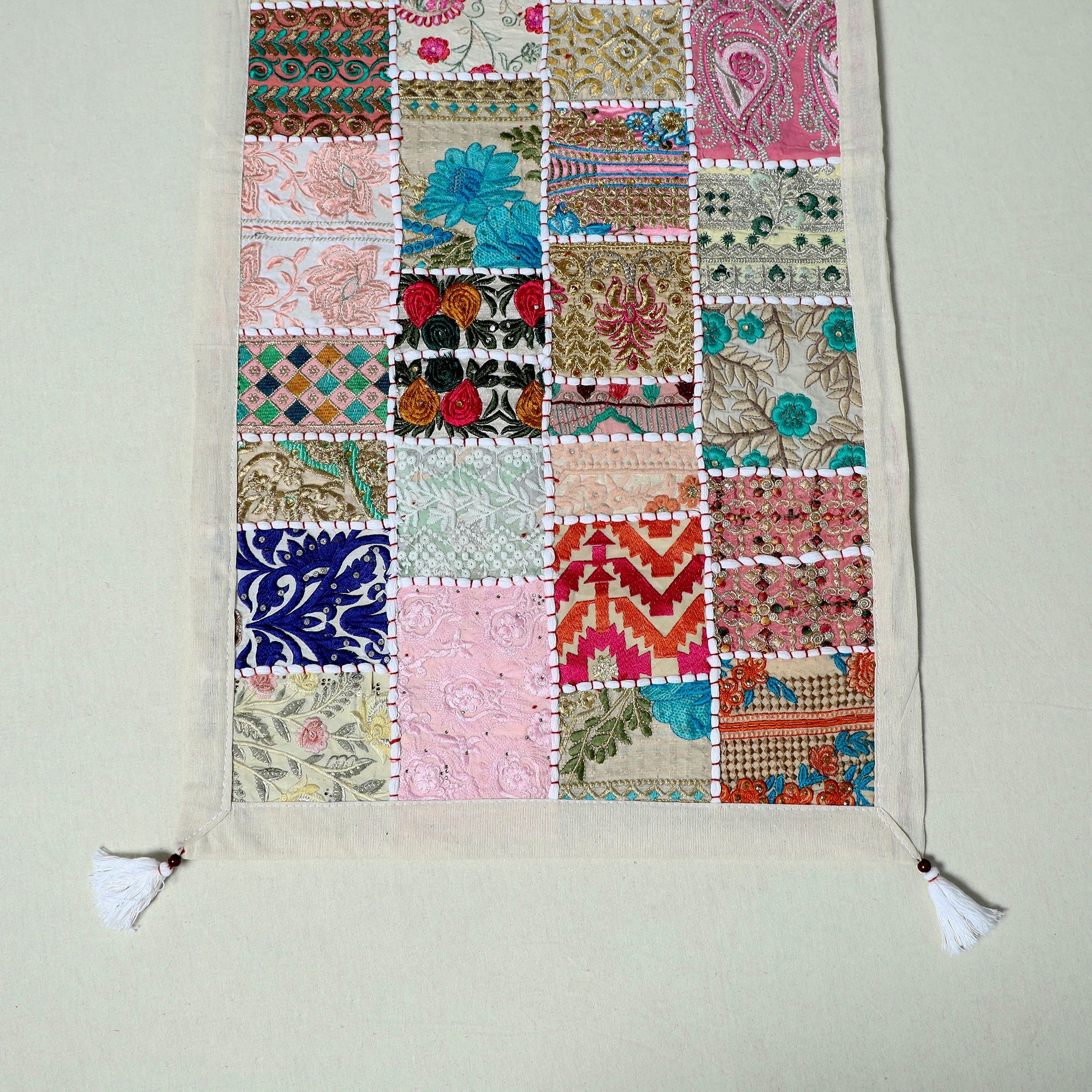 Khambadiya Patchwork Table Runner (73 x 17 in) 09 - Image 4