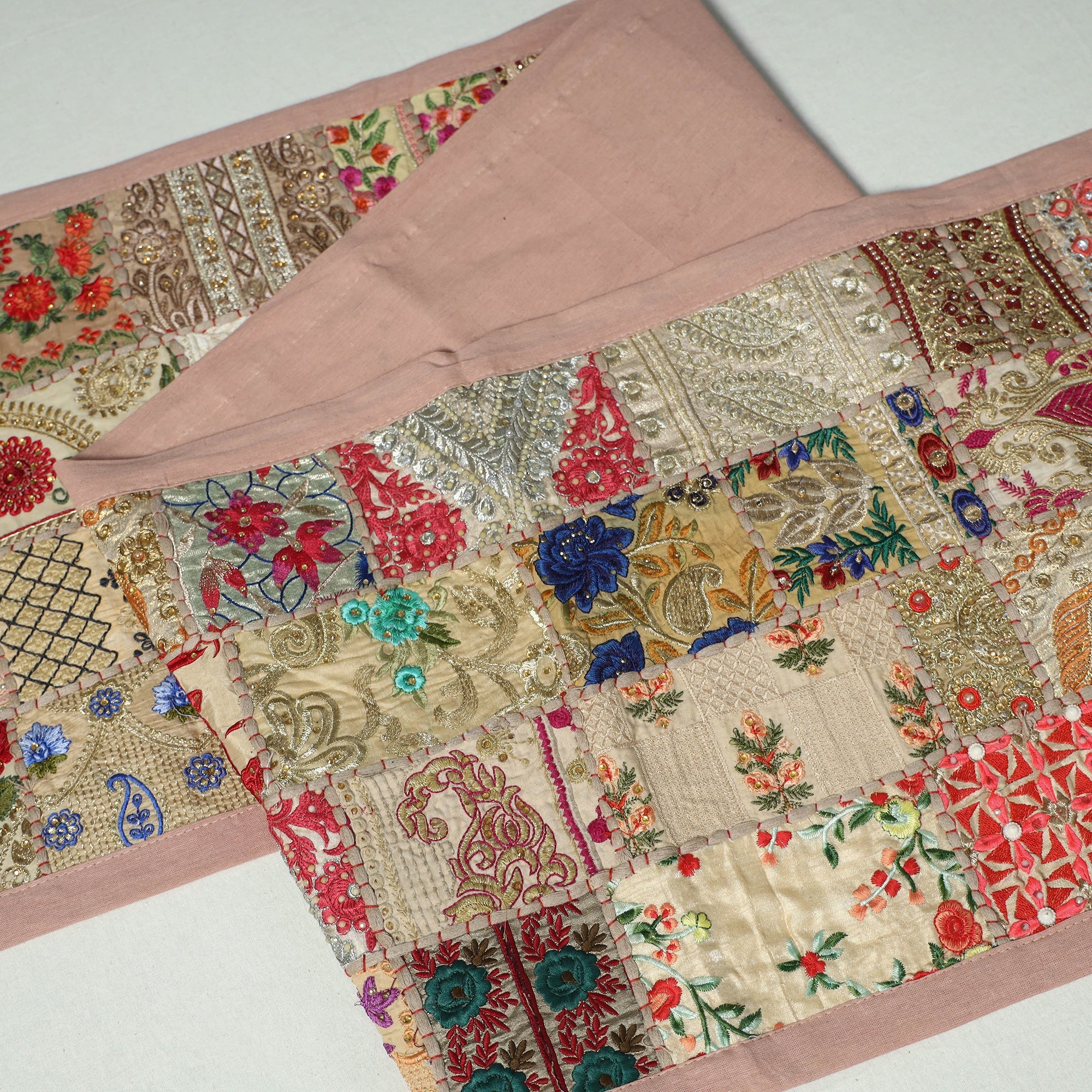 Khambadiya Patchwork Table Runner (73 x 17 in) 16 - Image 4