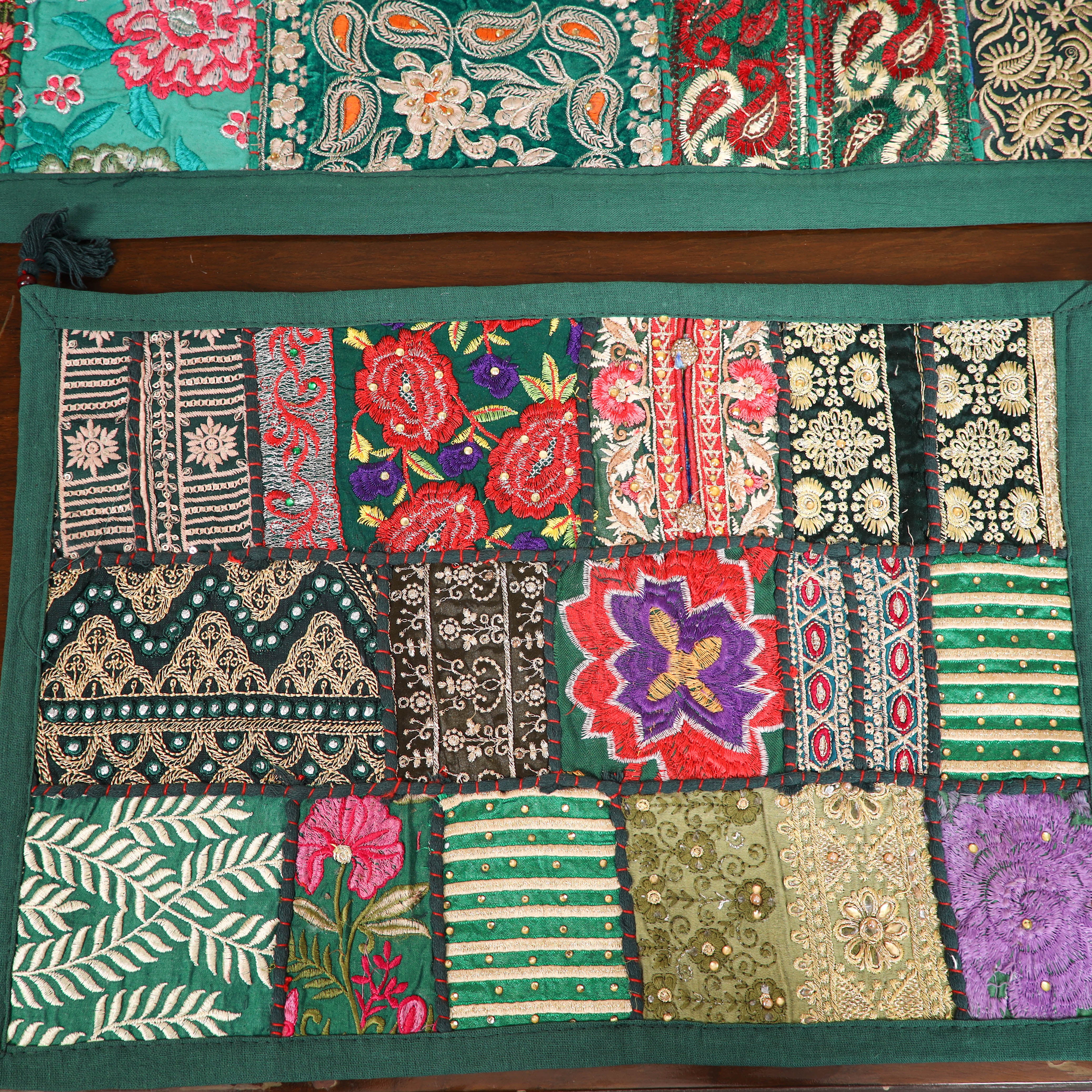 Khambadiya Patchwork Table Runner Set (Set of 7) 06 - Image 4