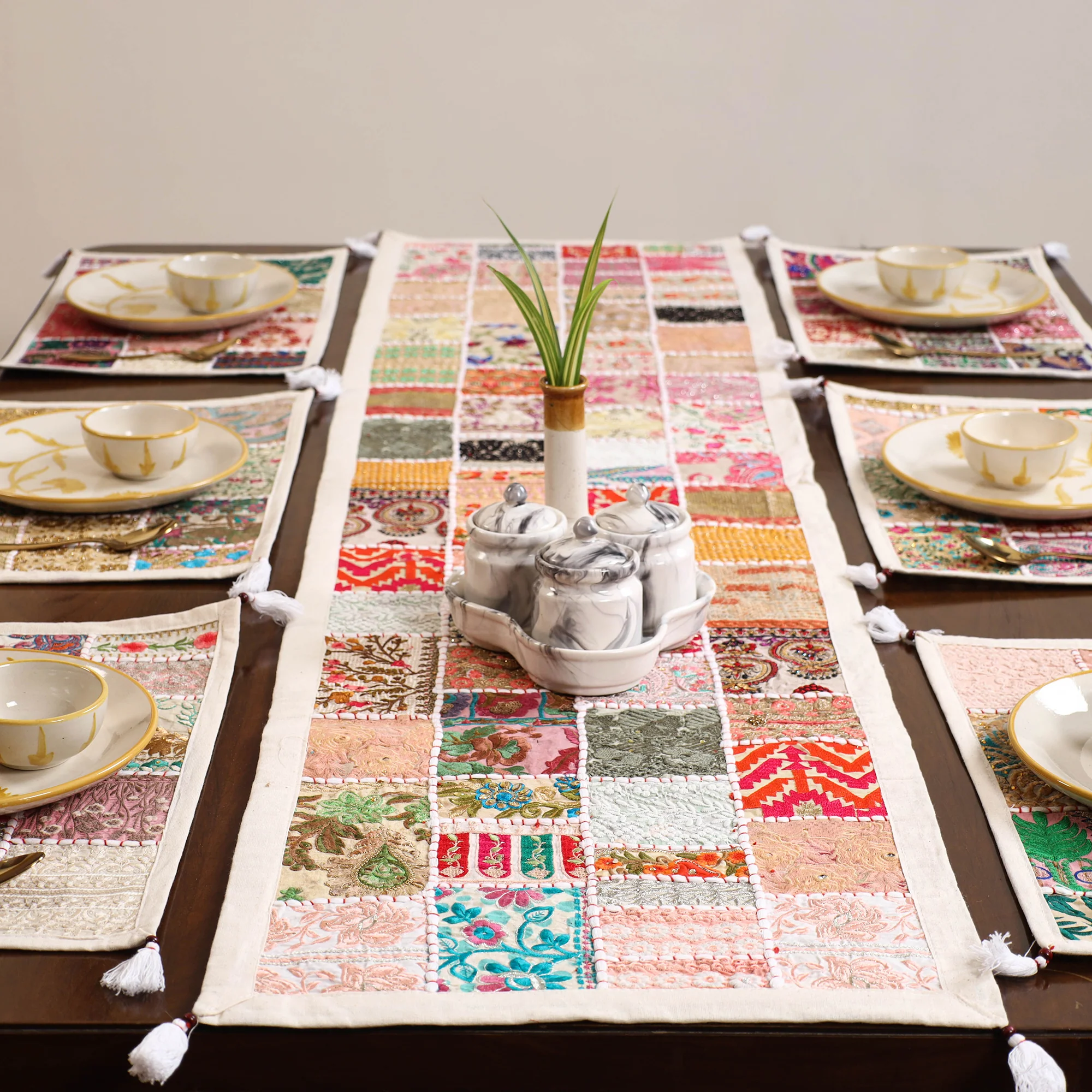 Khambadiya Patchwork Table Runner Set (Set of 7) 07 - Image 3