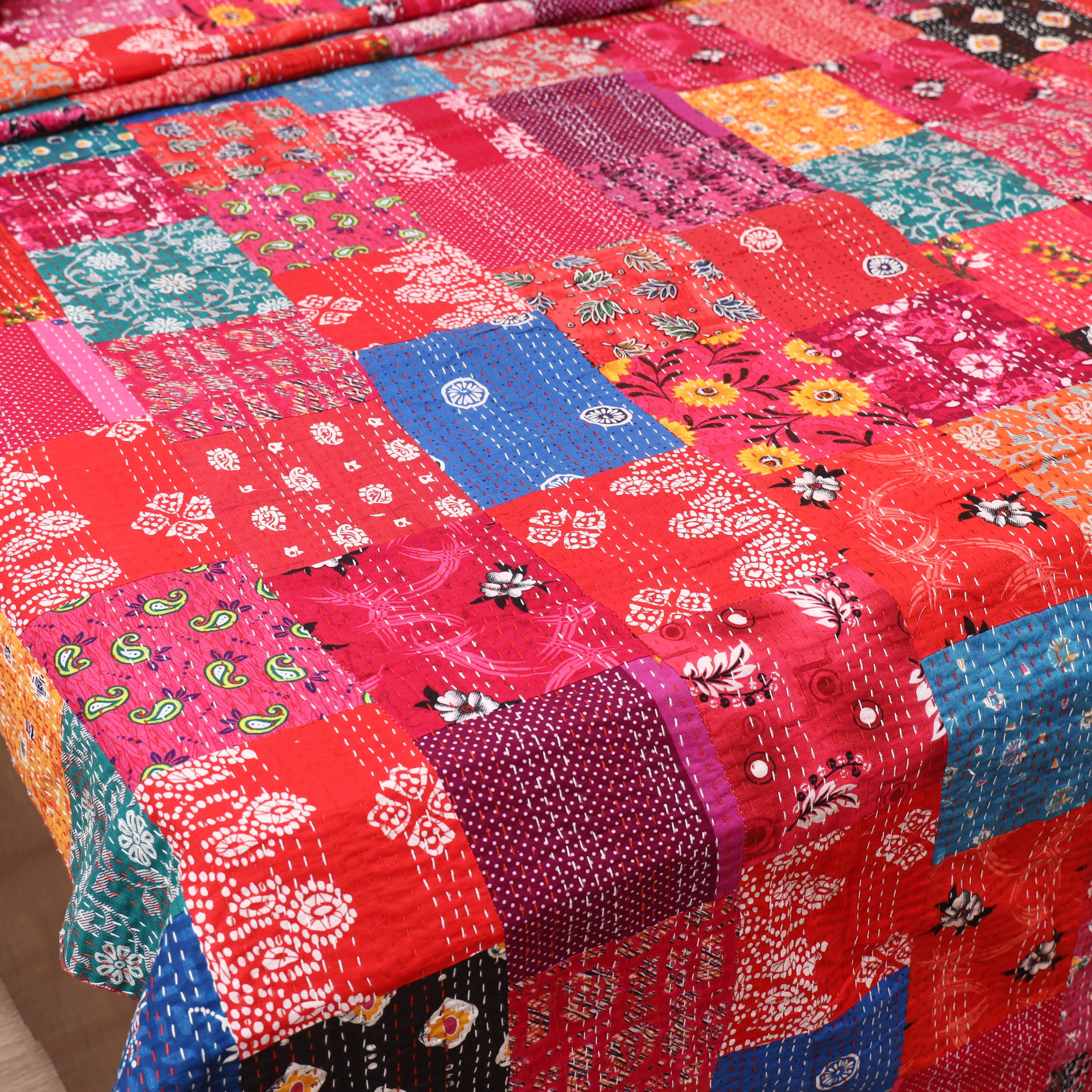 Red - Khambadiya Tagai Patchwork Quilt / Gudri / Blanket 05 - Image 3