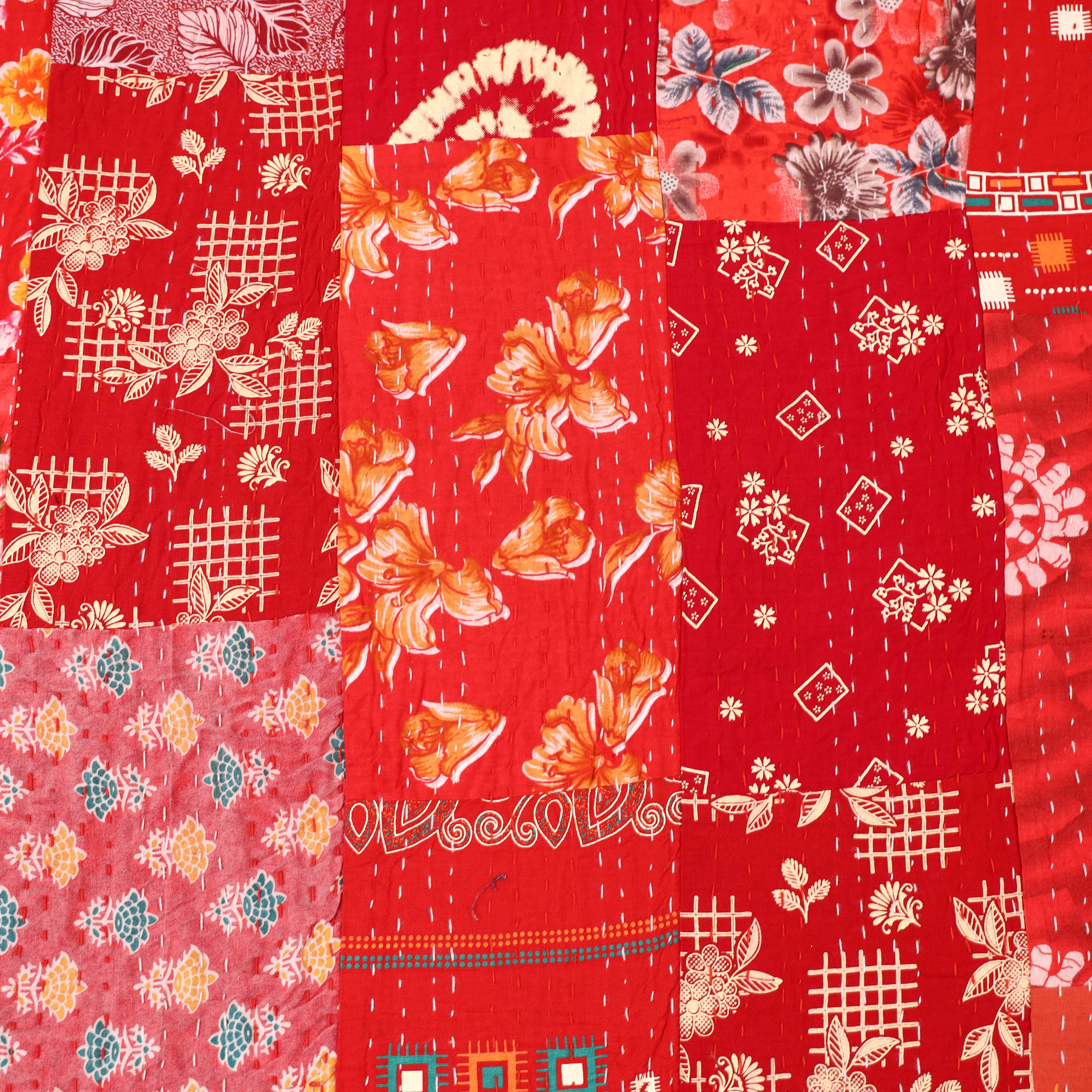 Red - Khambadiya Tagai Patchwork Quilt / Gudri / Blanket 23 - Image 5
