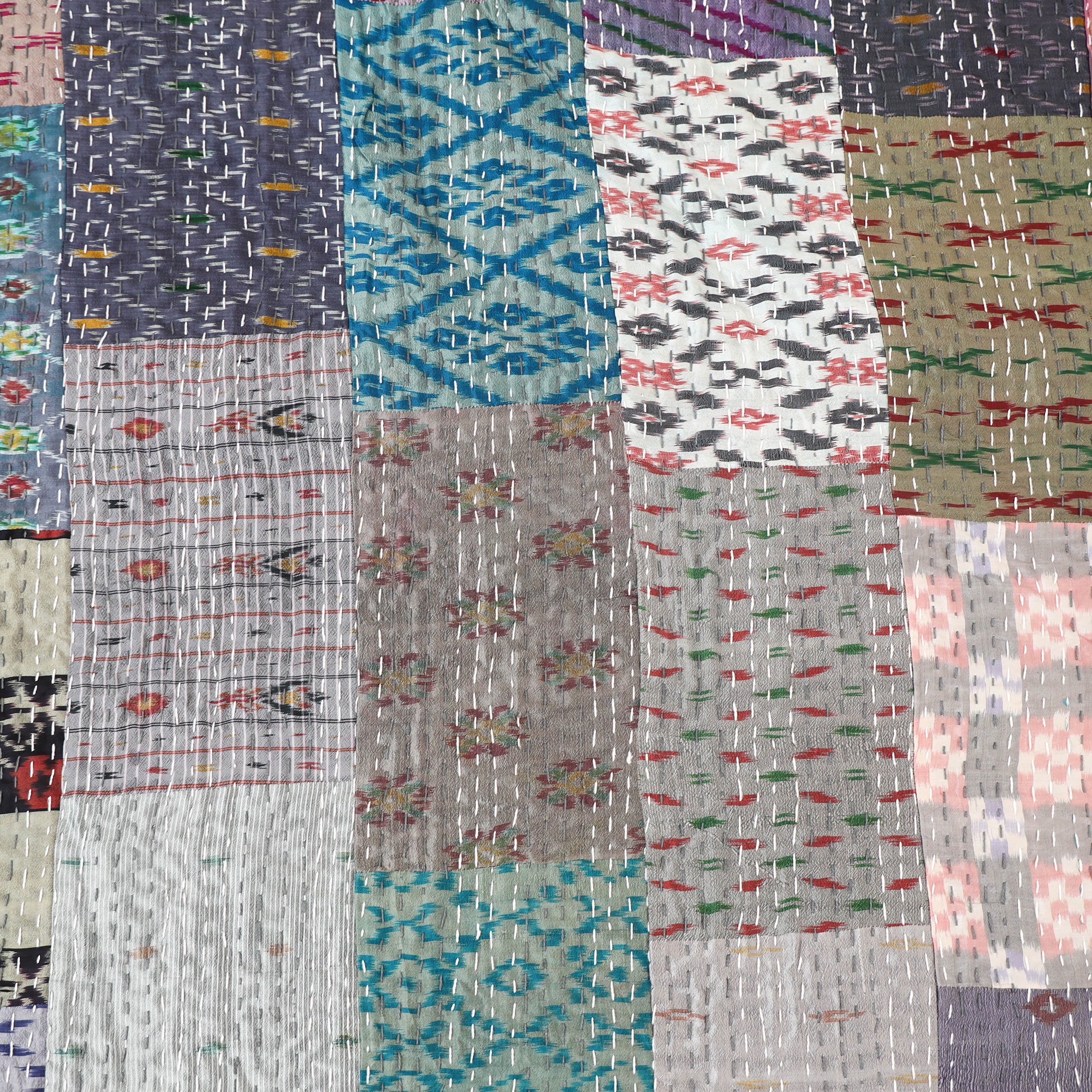 Grey - Khambadiya Tagai Patchwork Quilt / Gudri / Blanket 45 - Image 4
