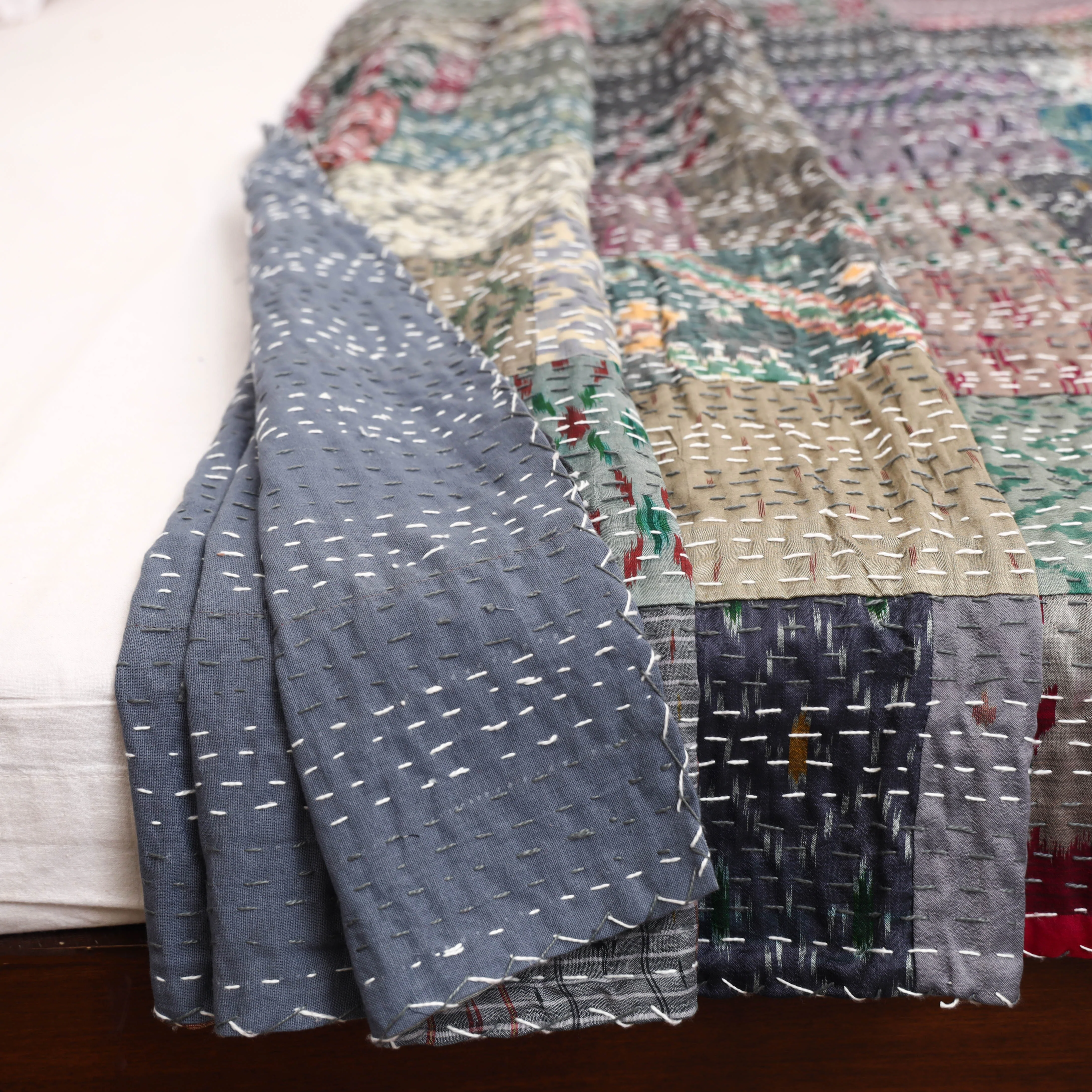 Grey - Khambadiya Tagai Patchwork Quilt / Gudri / Blanket 45 - Image 5