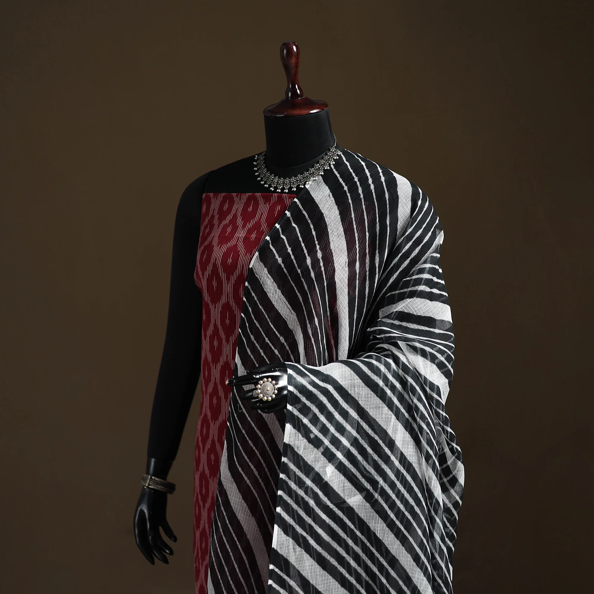 Black - Kota Doria Cotton Tie-Dye Leheriya Dupatta with Tassels 05 - Image 2