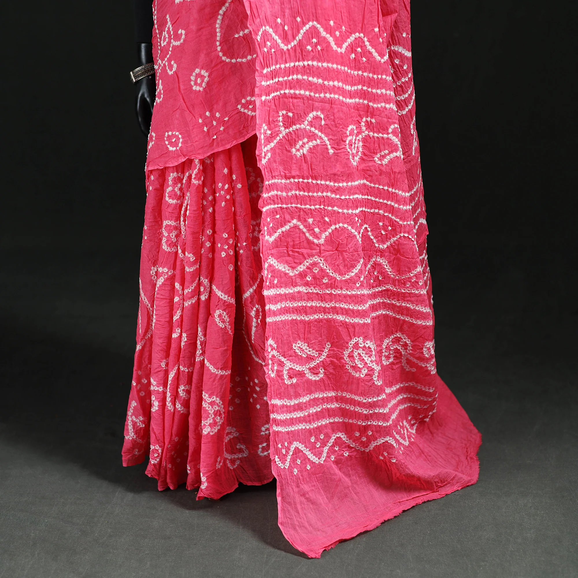 Pink - Kutch Bandhani Tie-Dye Cotton Saree 77 - Image 4