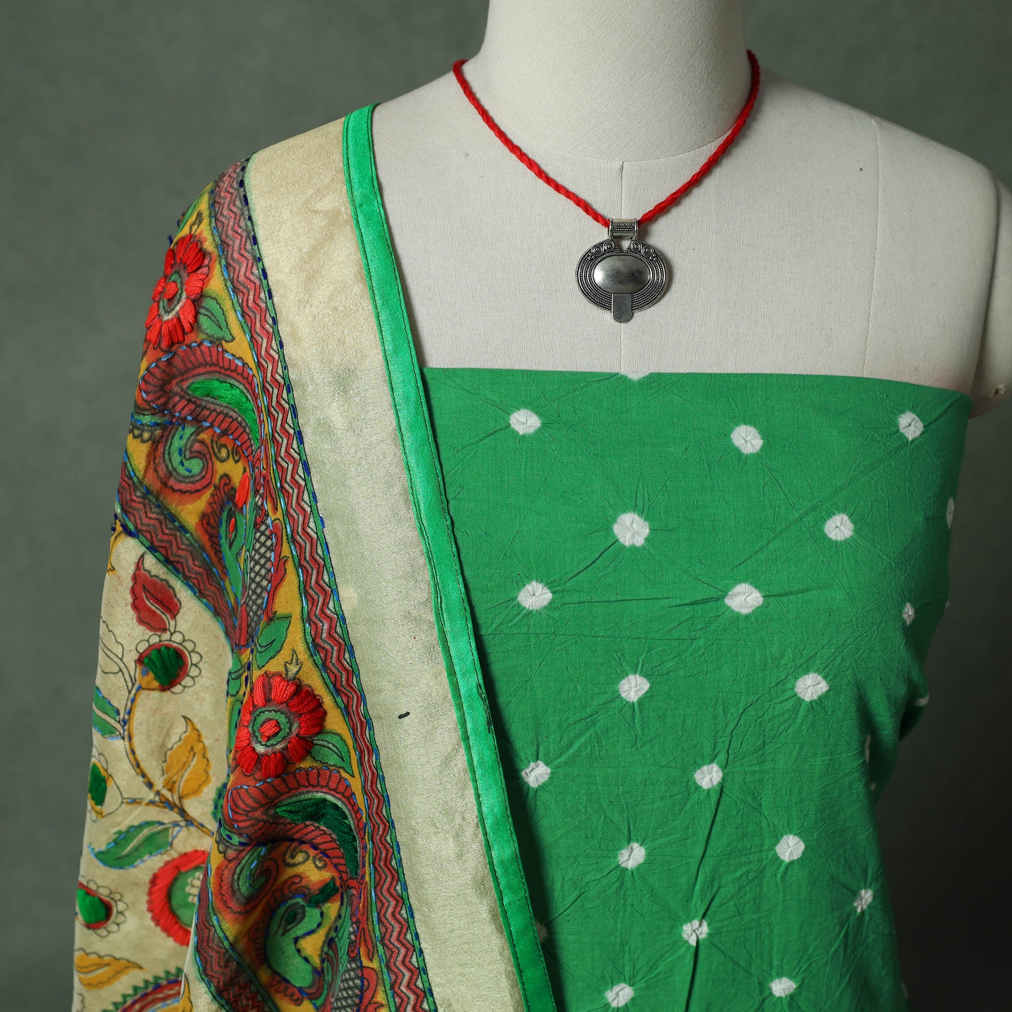 Kutch Bandhani Tie-Dye Pure Mul Cotton 2pc Unstitched Dress Material Kurta Set with Jewellery 17 - Image 2