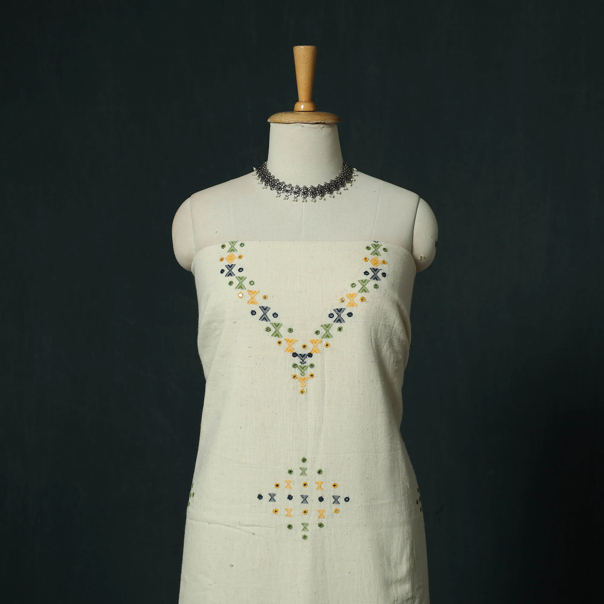 White - Kutch Bhujodi Handloom Kala Cotton 3pc Unstitched Dress Material Suit Set 22 - Image 2
