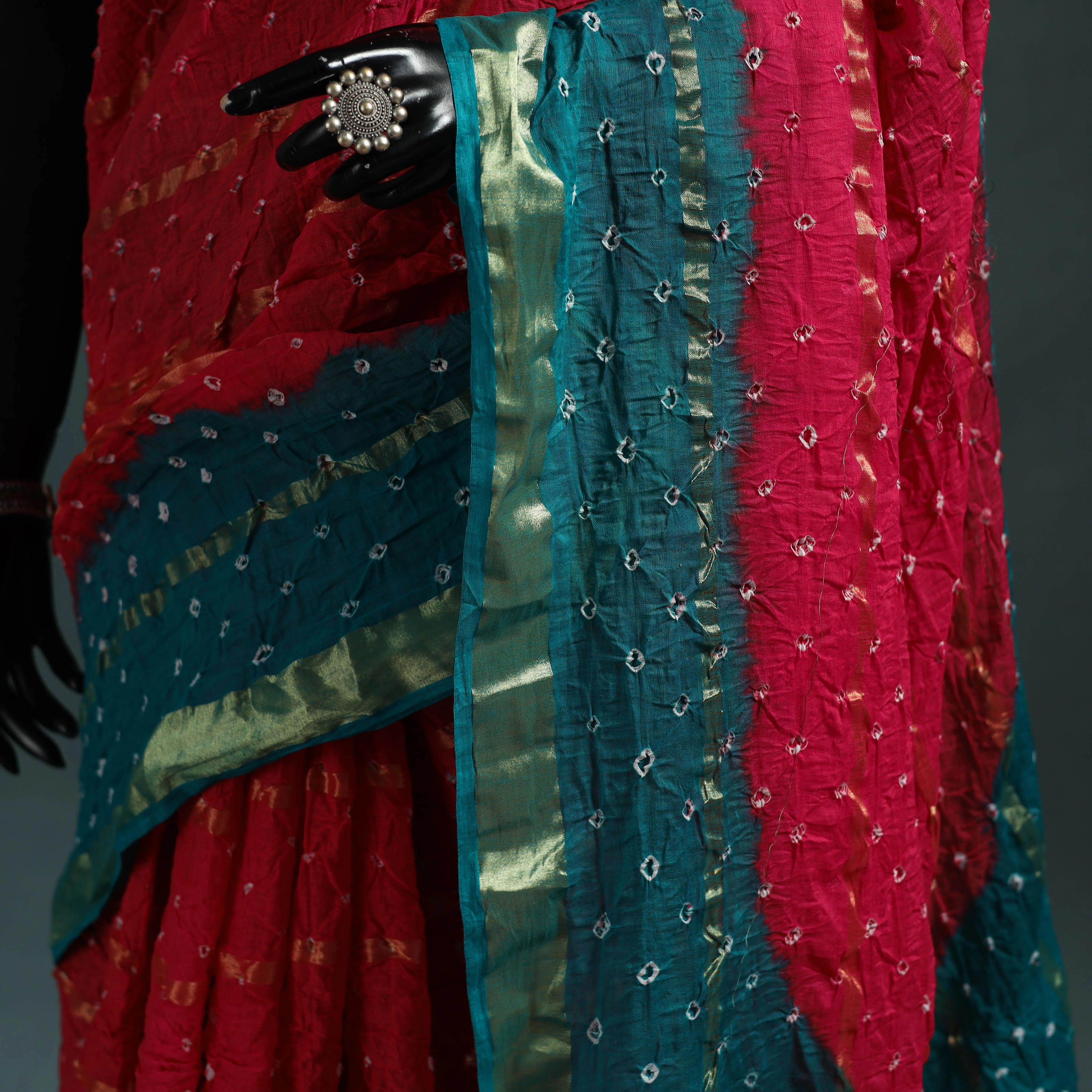 Kutch Tie-Dye Bandhani Cotton Saree with Blouse Piece 14 - Image 3