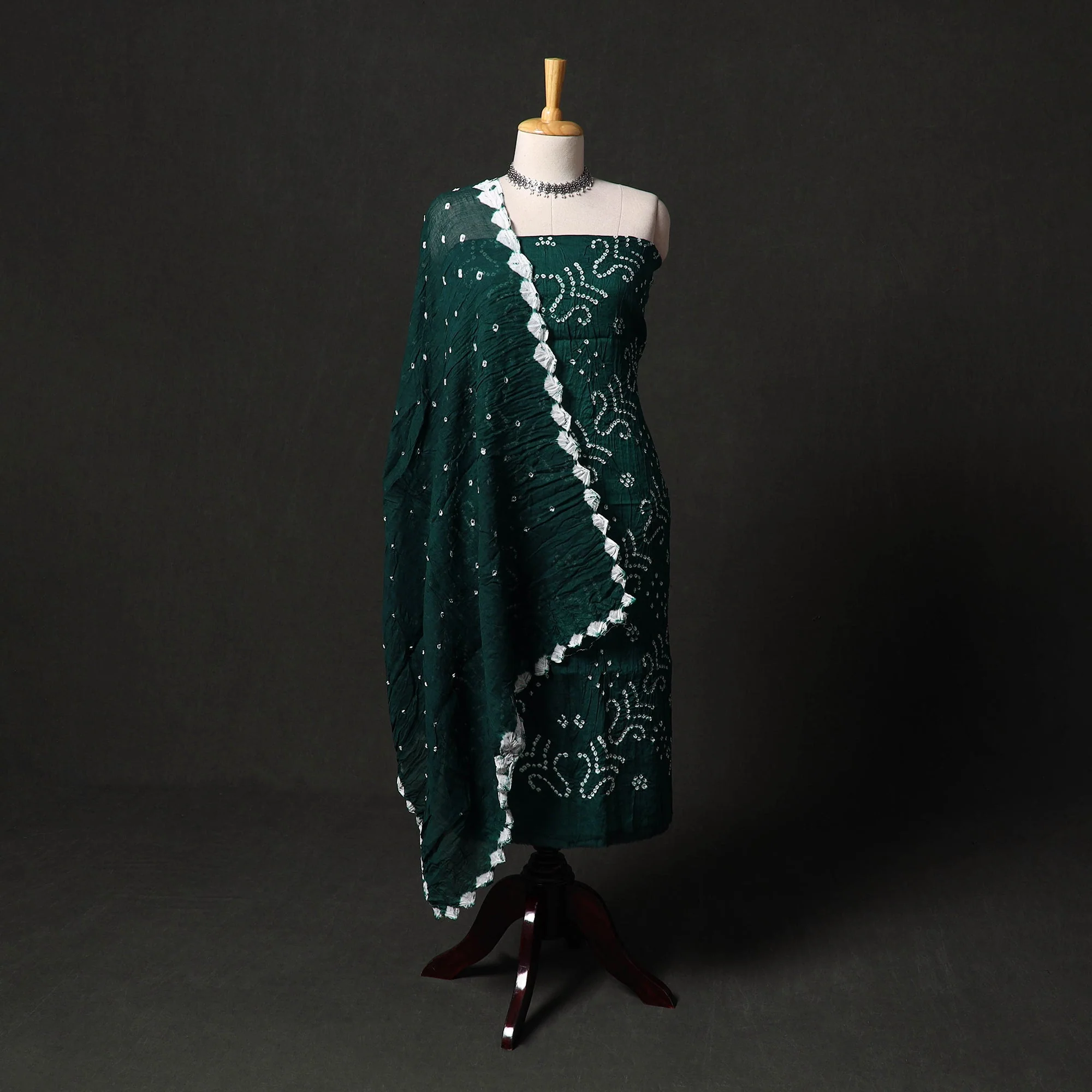 Green - Kutch Tie-Dye Satin Cotton Bandhani 3pc Unstitched Dress Material 40