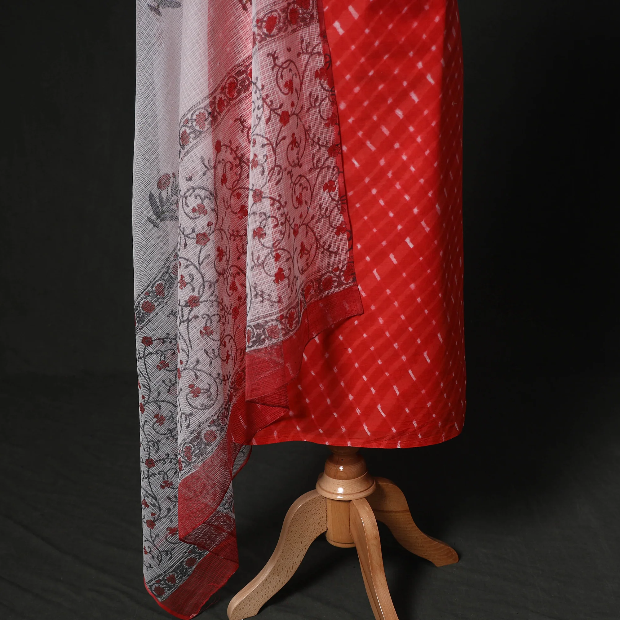 Leheriya Tie-Dye 2pc Cotton Unstitched Dress Material Kurta Set with Earrings 11 - Image 4