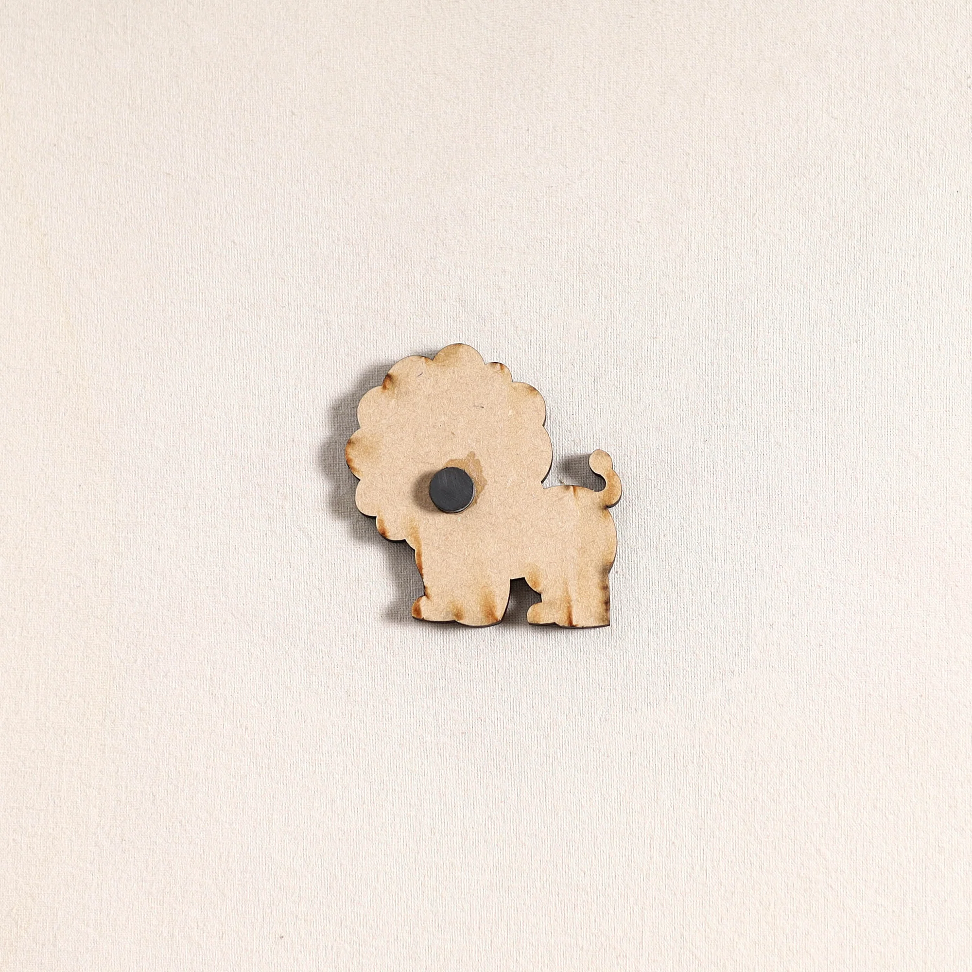 Lion Handpainted Fridge Magnet 52 - Image 3