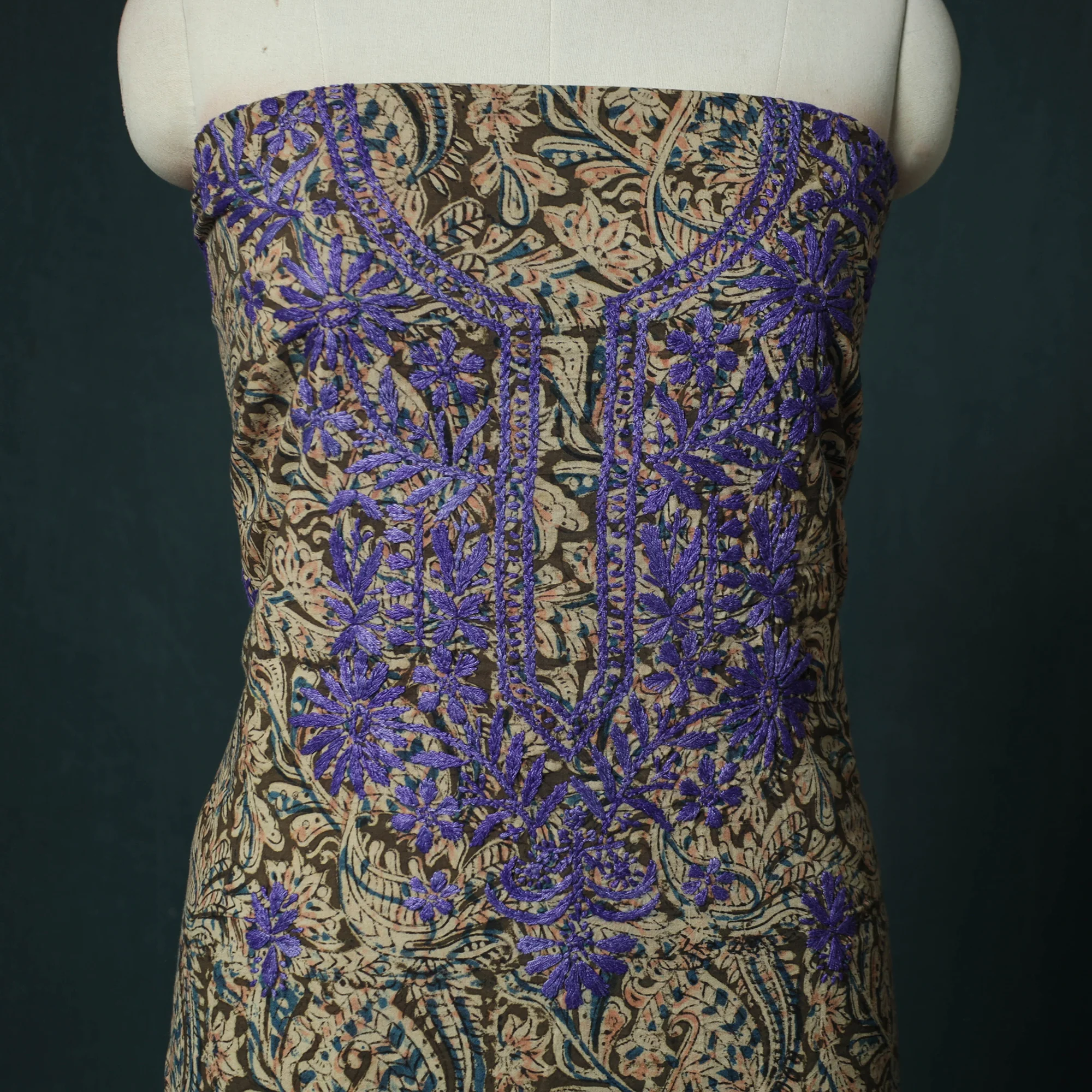 Lucknowi Chikankari Hand Embroidered Kalamkari Cotton Unstitched Kurta Material (2.5M) 25 - Image 3