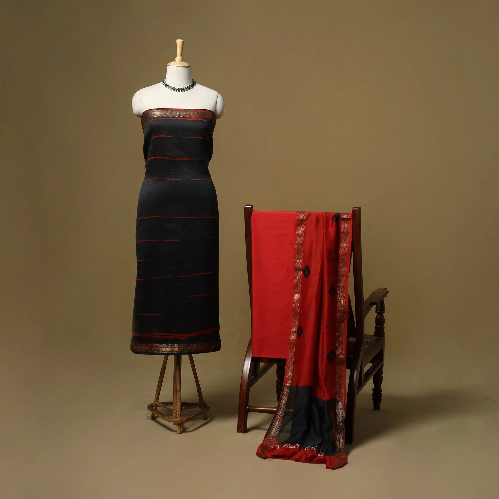 Black - Maheshwari Silk Shibori Tie-Dye 3pc Unstitched Dress Material 17