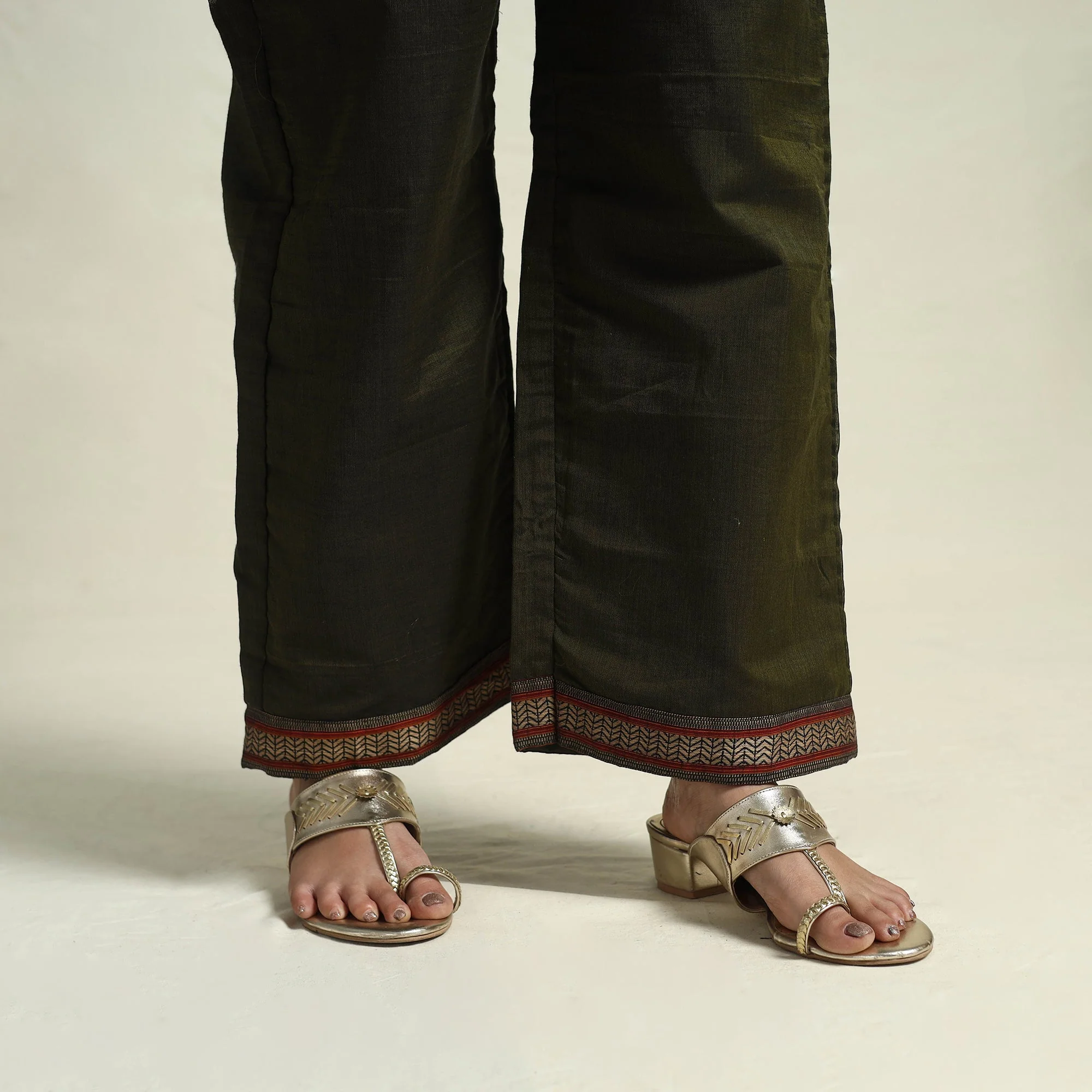 Green - Mercerised Cotton Dharwad Kurta Set with Palazzo & Dupatta 01 - Image 6