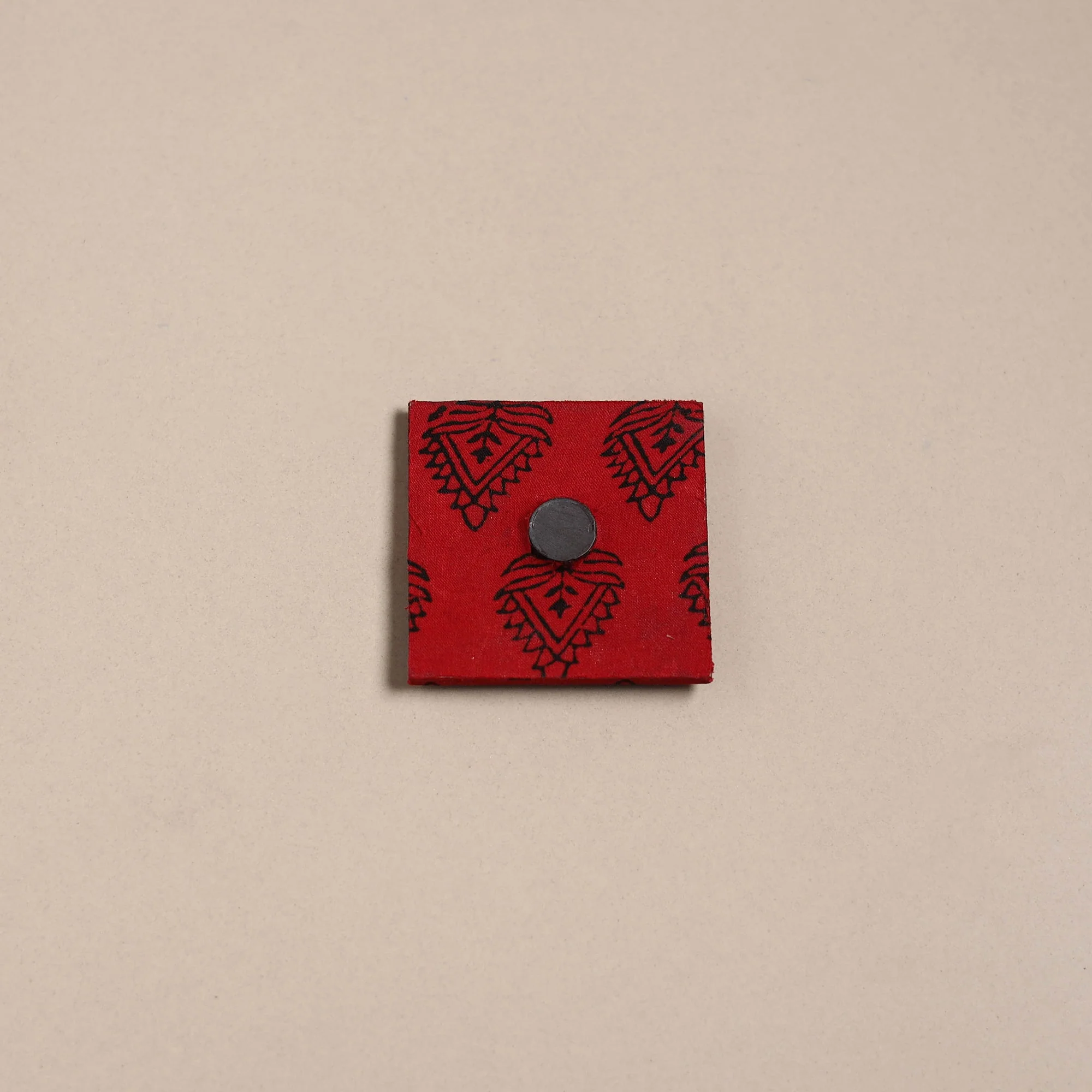 Red - Mirror Work Handmade Fabart Jute Magnet 34 - Image 2