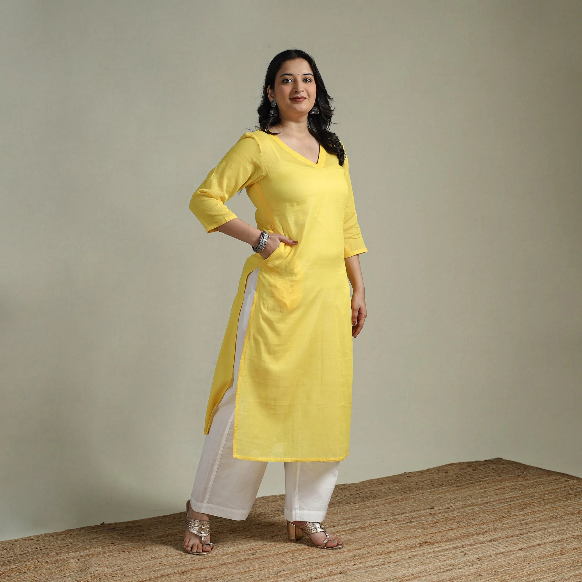 Yellow - Mulmalai Cotton Plain Dyed Straight Kurta for women 07 - Image 2