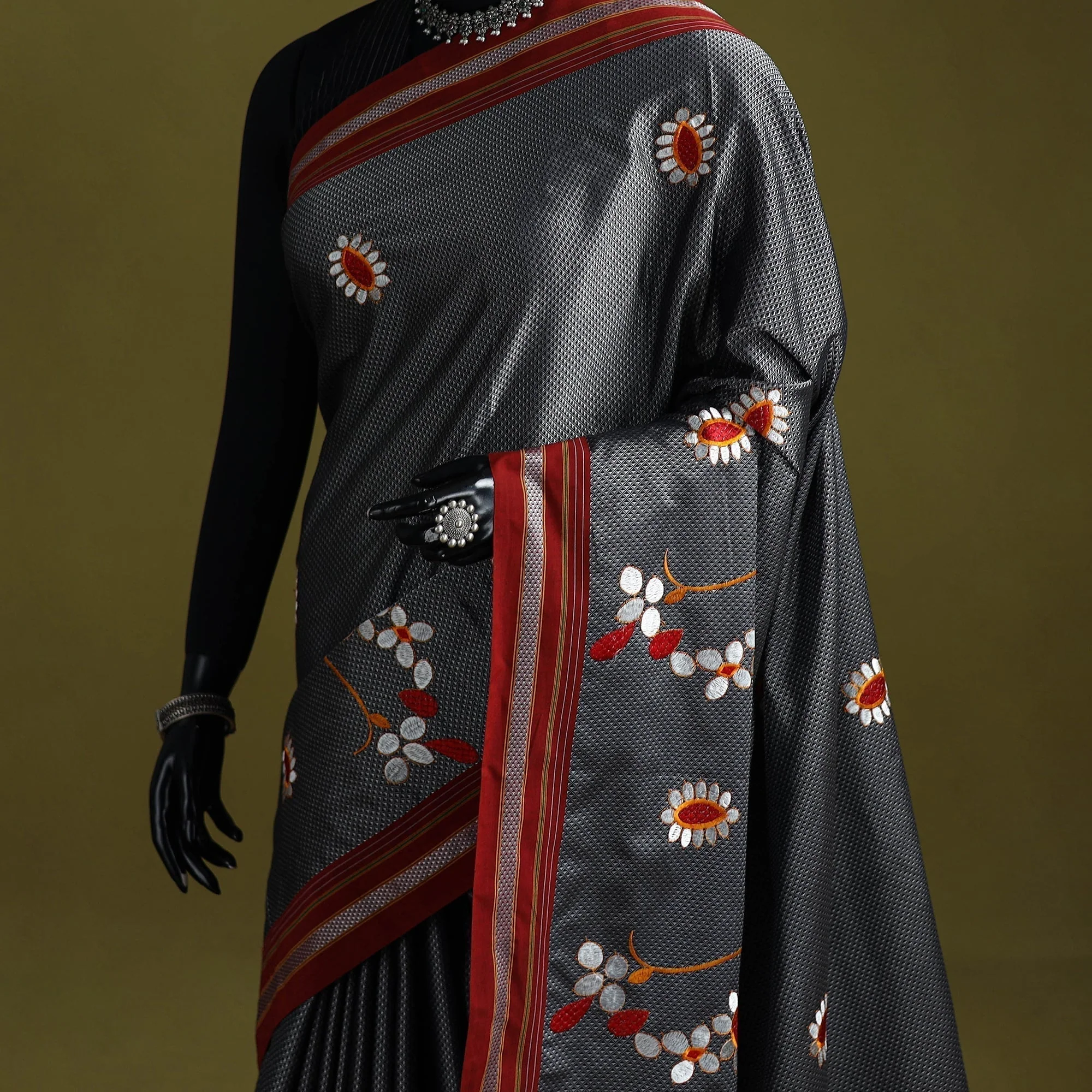 Grey - Nath Work Silk Cotton Khun Saree 01 - Image 2
