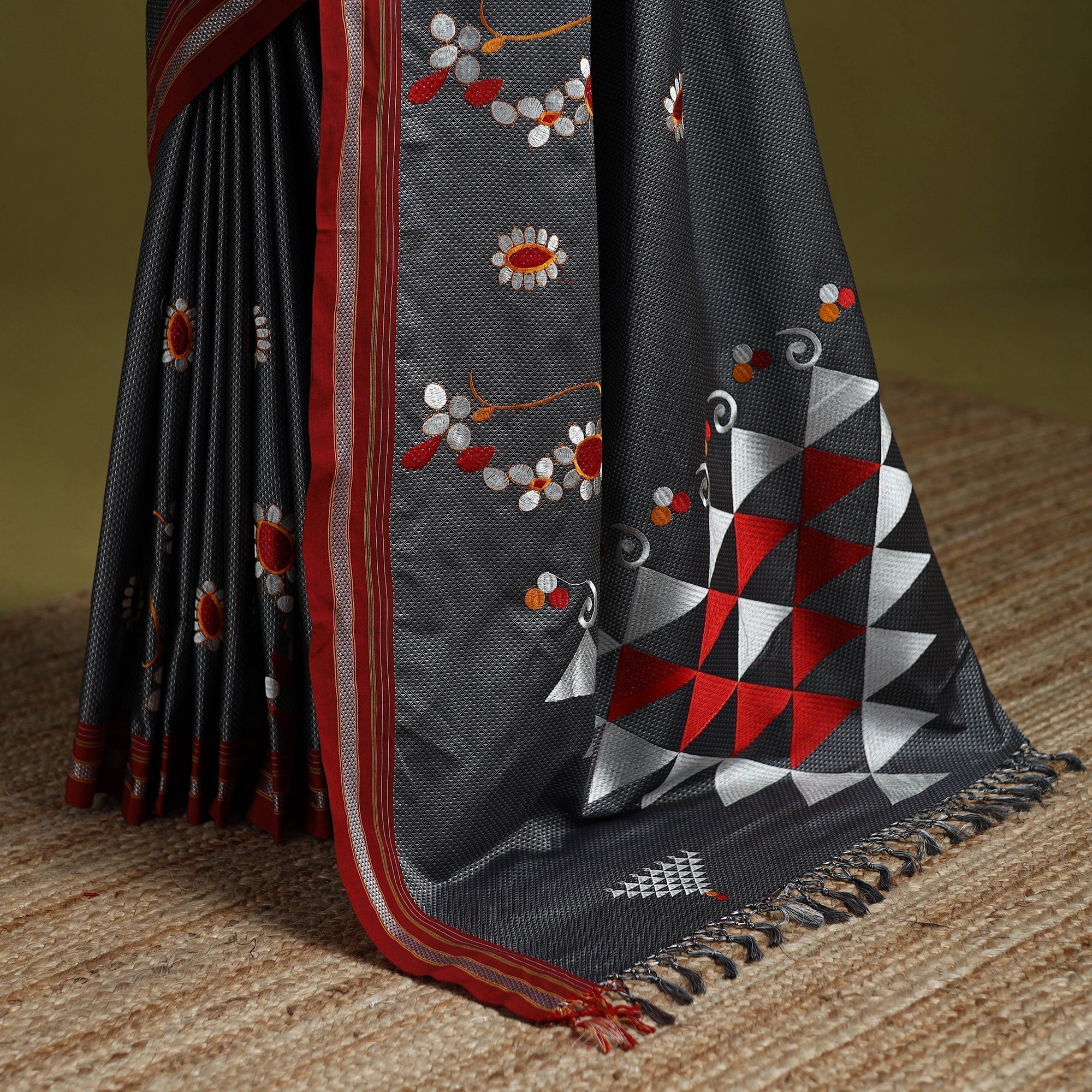 Grey - Nath Work Silk Cotton Khun Saree 01 - Image 4