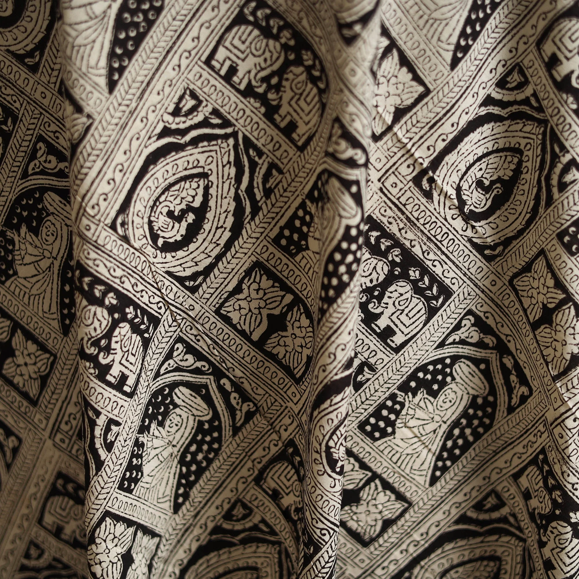 Black - Natural Dyed Cotton Hand Block Bagru Print Fabric 01 - Image 3