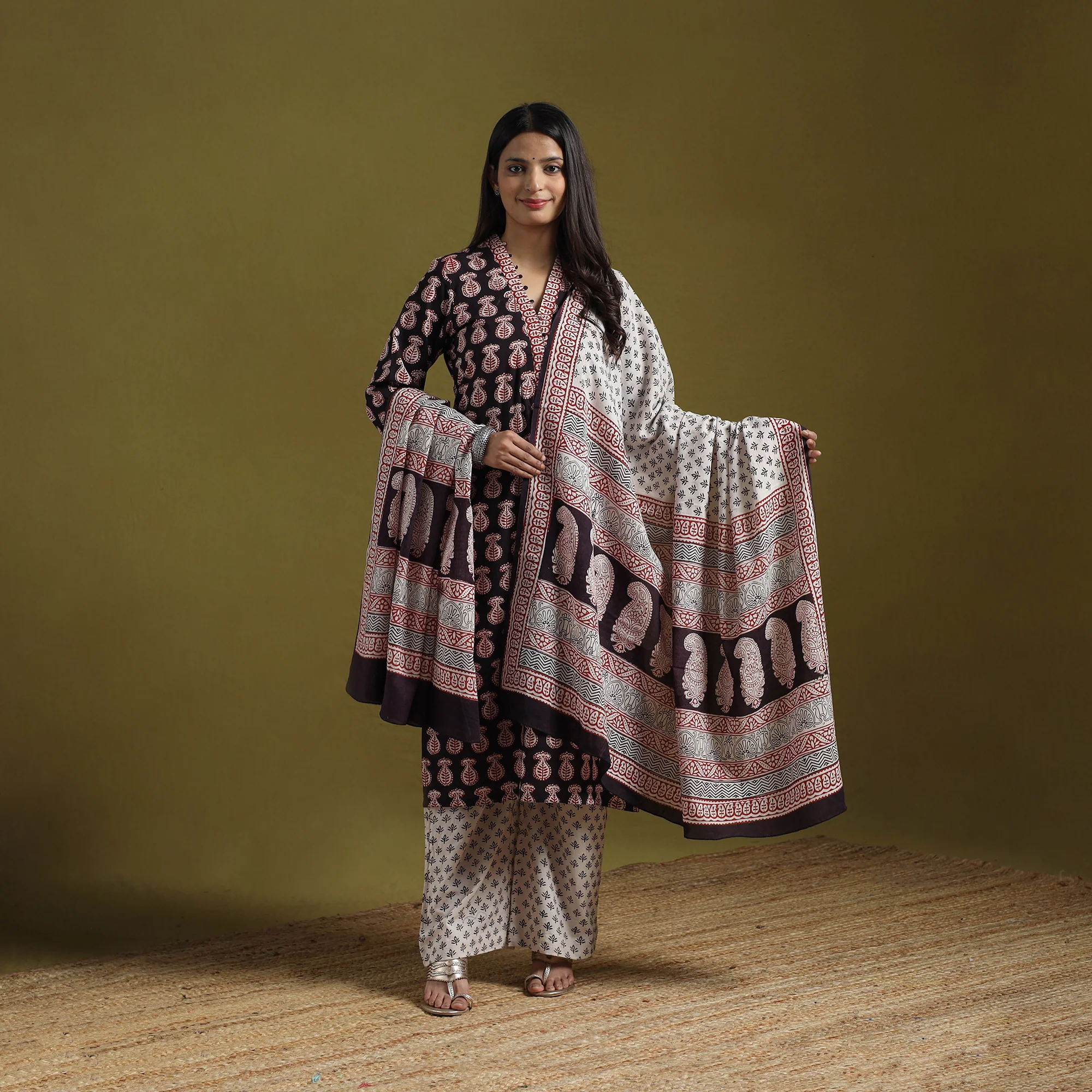 Black - Natural Dyed Hand Block Bagh Print Cotton Suit Set with Dupatta for Women 09