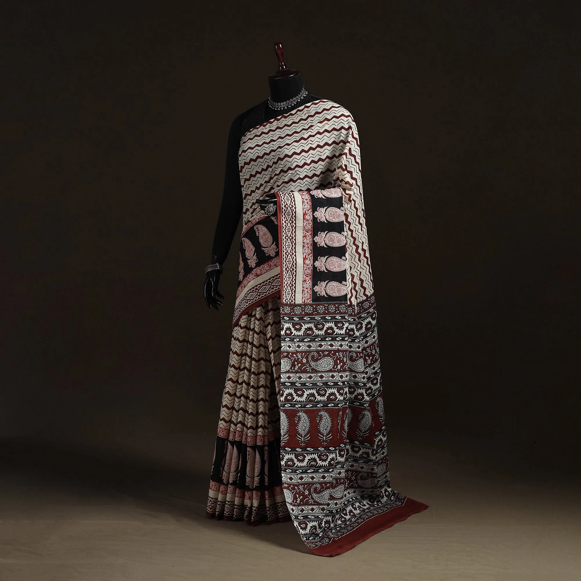 Beige - Natural Dyed Hand Block Print Pure Mul Cotton Bagru Saree 14