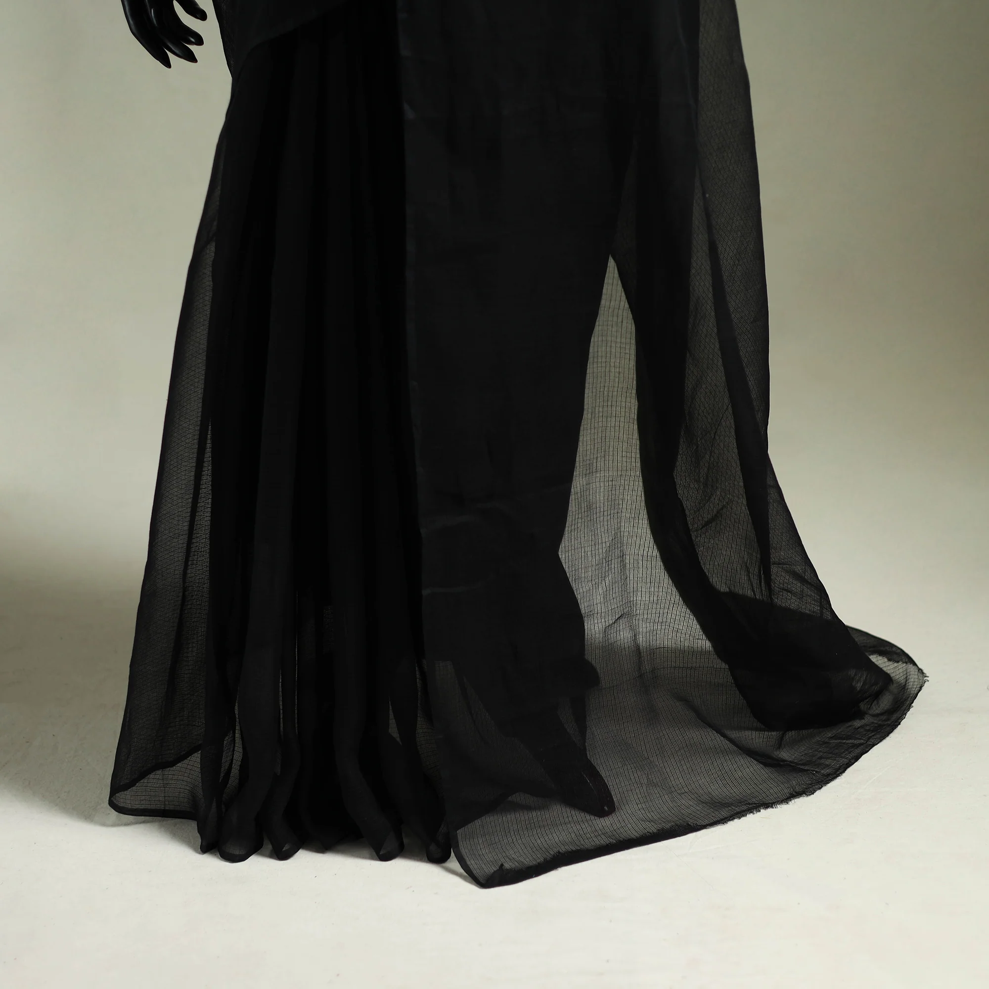 Black - Nazaakat Kota Doria Cotton Plain Saree with Blouse & Jewellery Set 10 - Image 4
