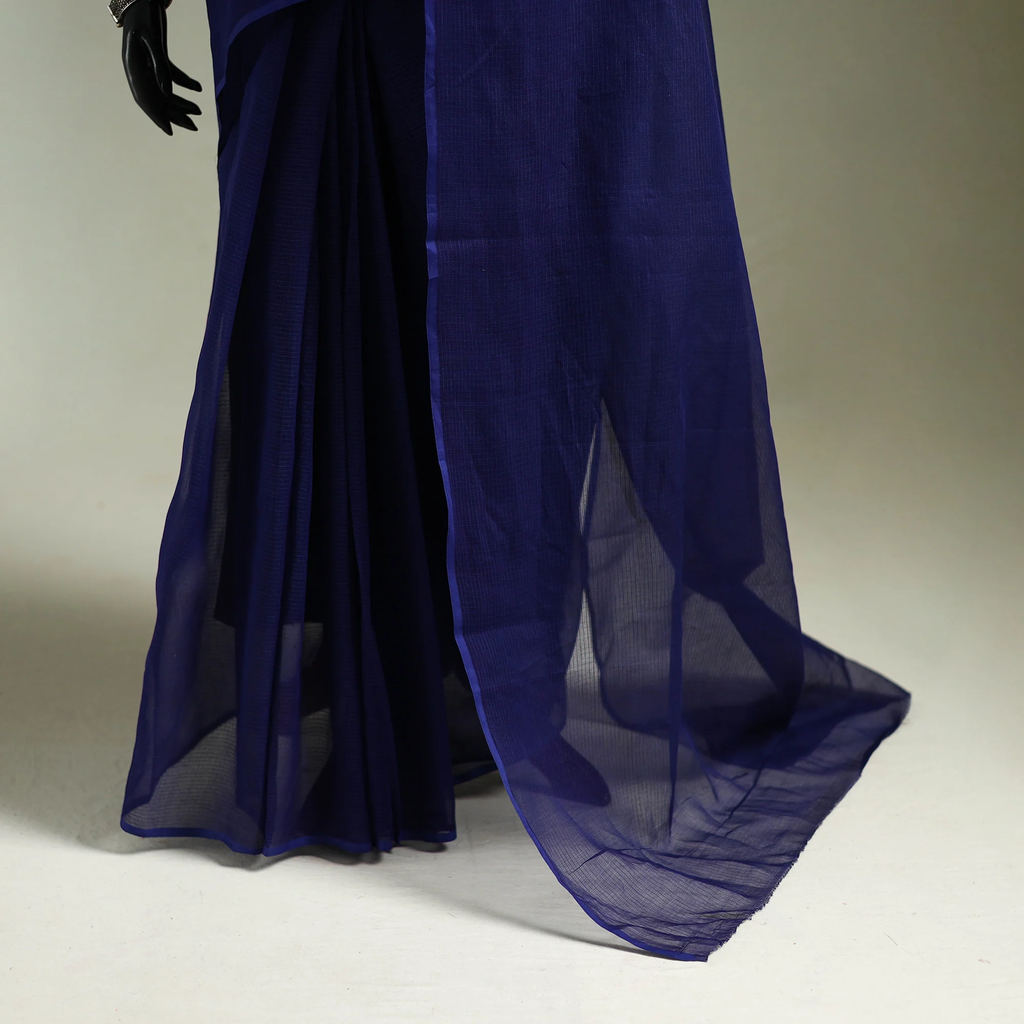 Blue - Nazaakat Kota Doria Cotton Plain Saree with Blouse & Jewellery Set 44 - Image 4