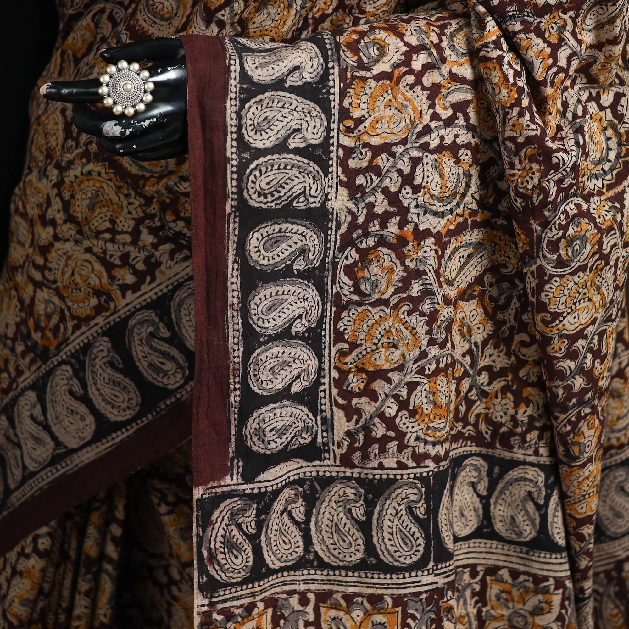 Maroon - Pedana Hand Block Print Natural Dyed Cotton Kalamkari Saree 08 - Image 3
