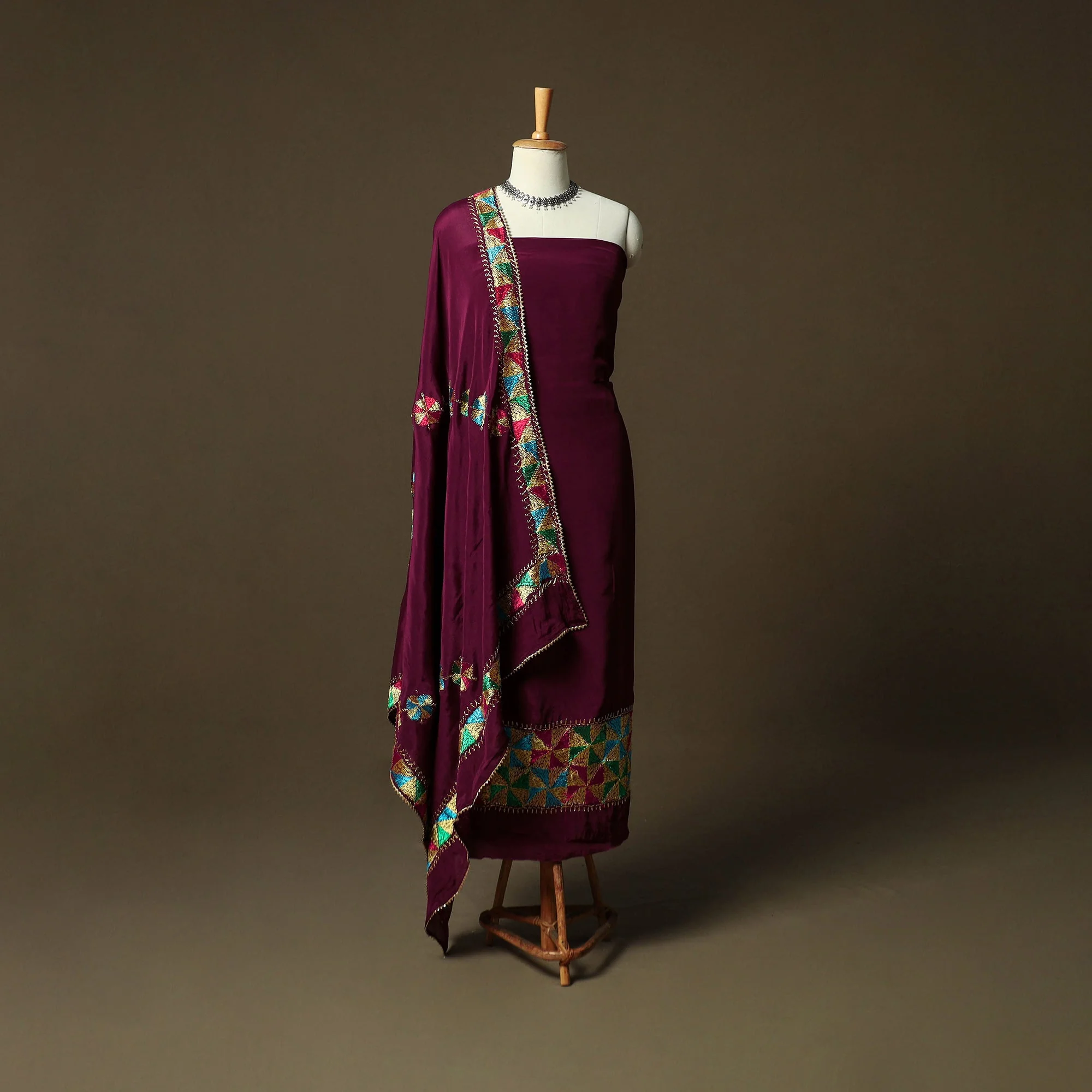 Phulkari Hand Embroidered Crepe Silk 3pc Unstitched Dress Material Suit Set 03