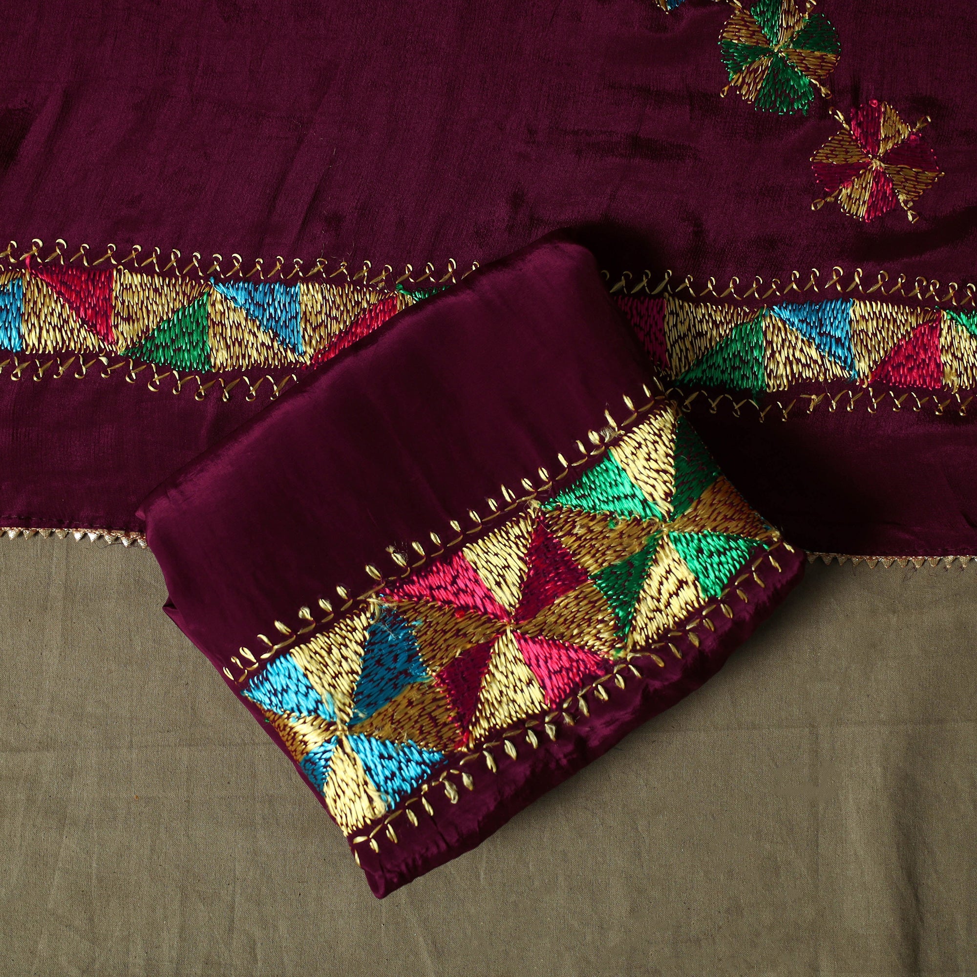 Phulkari Hand Embroidered Crepe Silk 3pc Unstitched Dress Material Suit Set 03 - Image 4