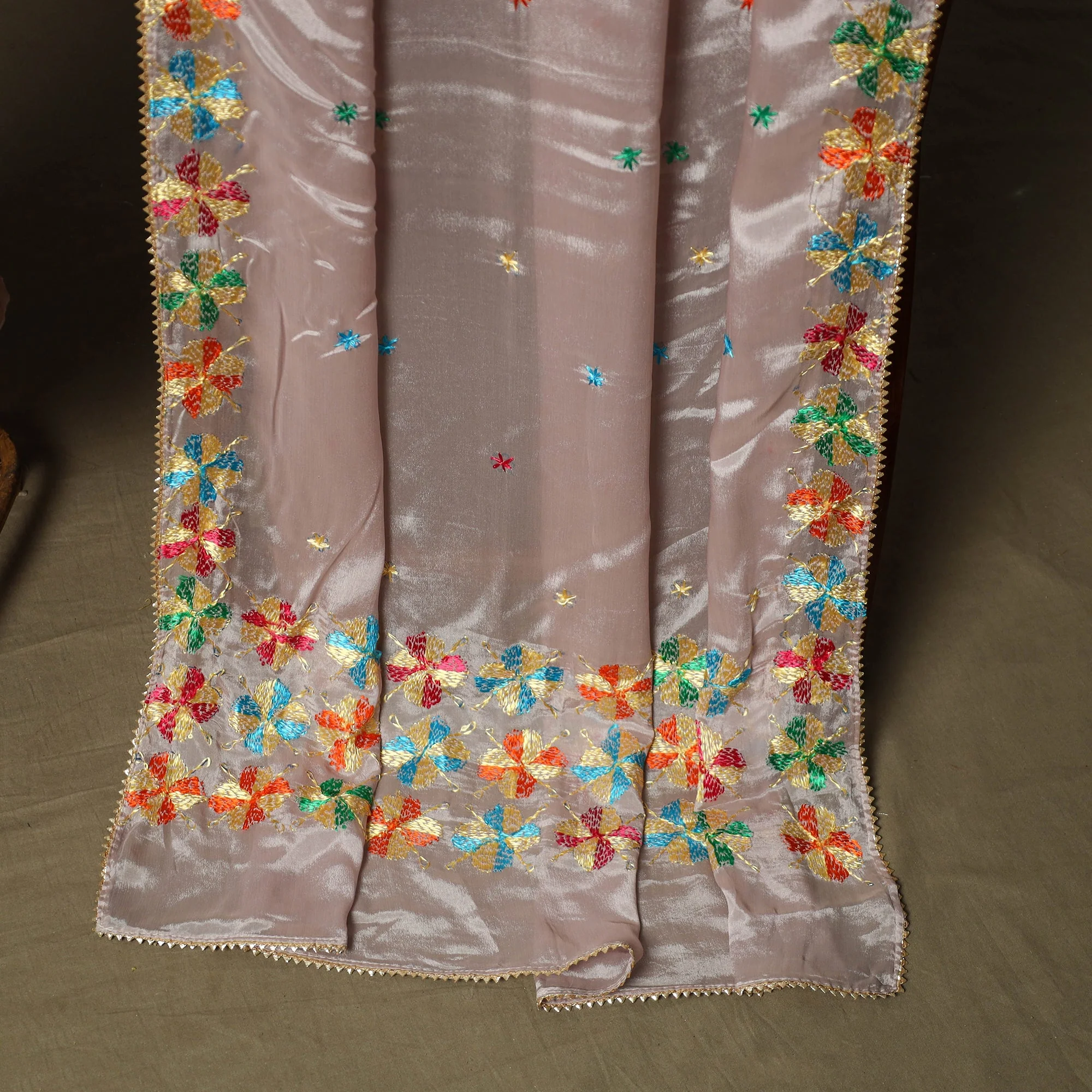 Phulkari Hand Embroidered Crepe Silk 3pc Unstitched Dress Material Suit Set 21 - Image 4