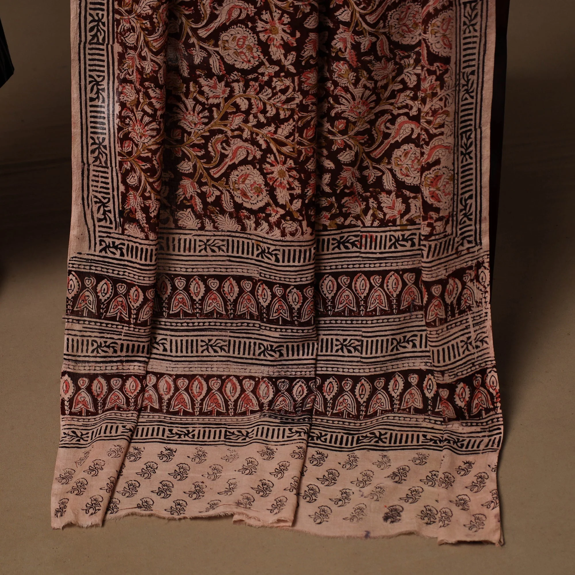 Black - Pochampally Ikat Cotton 2pc Unstitched Dress Material with Jewellery Set 16 - Image 4
