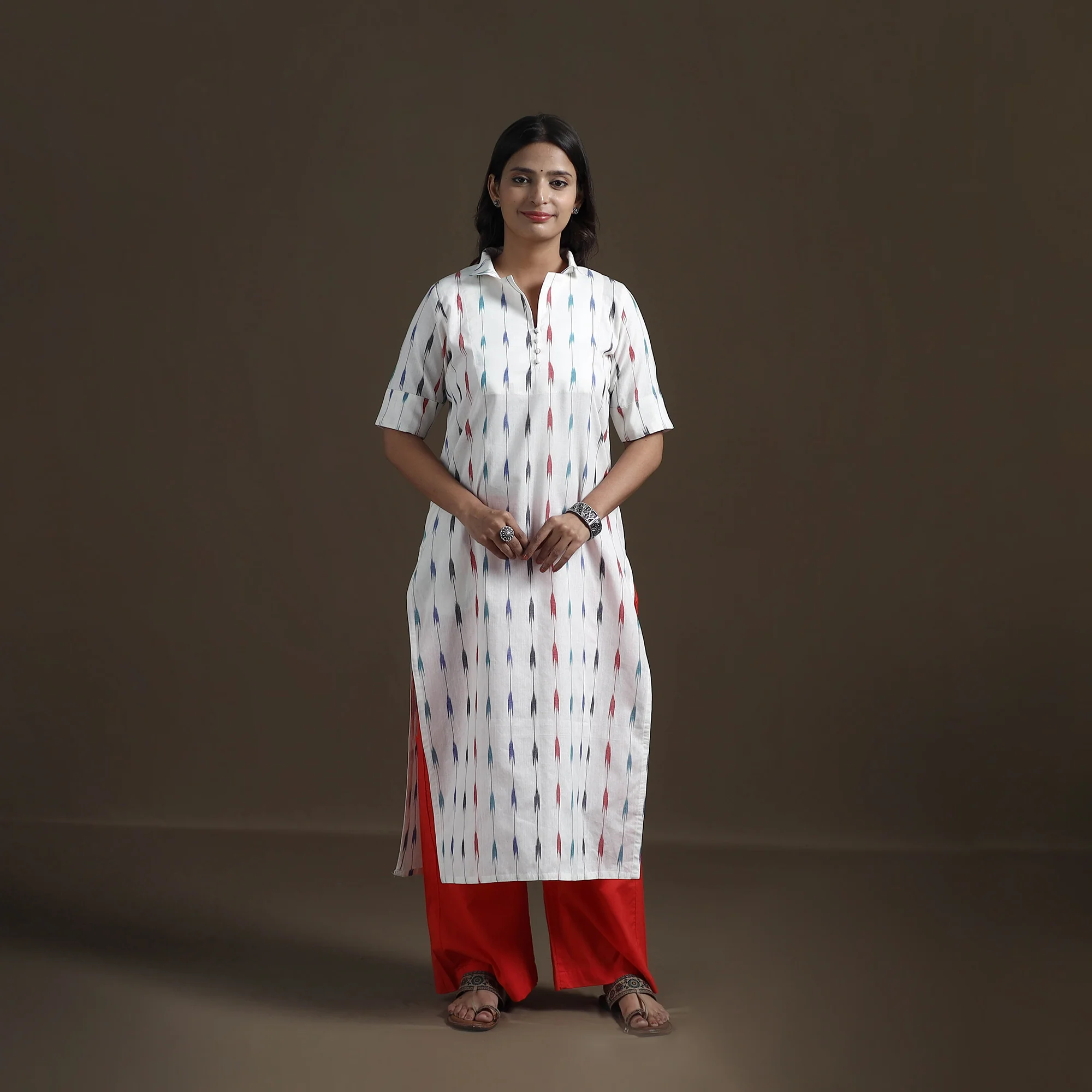 White - Pochampally Ikat Cotton Straight Kurta for Women 10 - Image 2